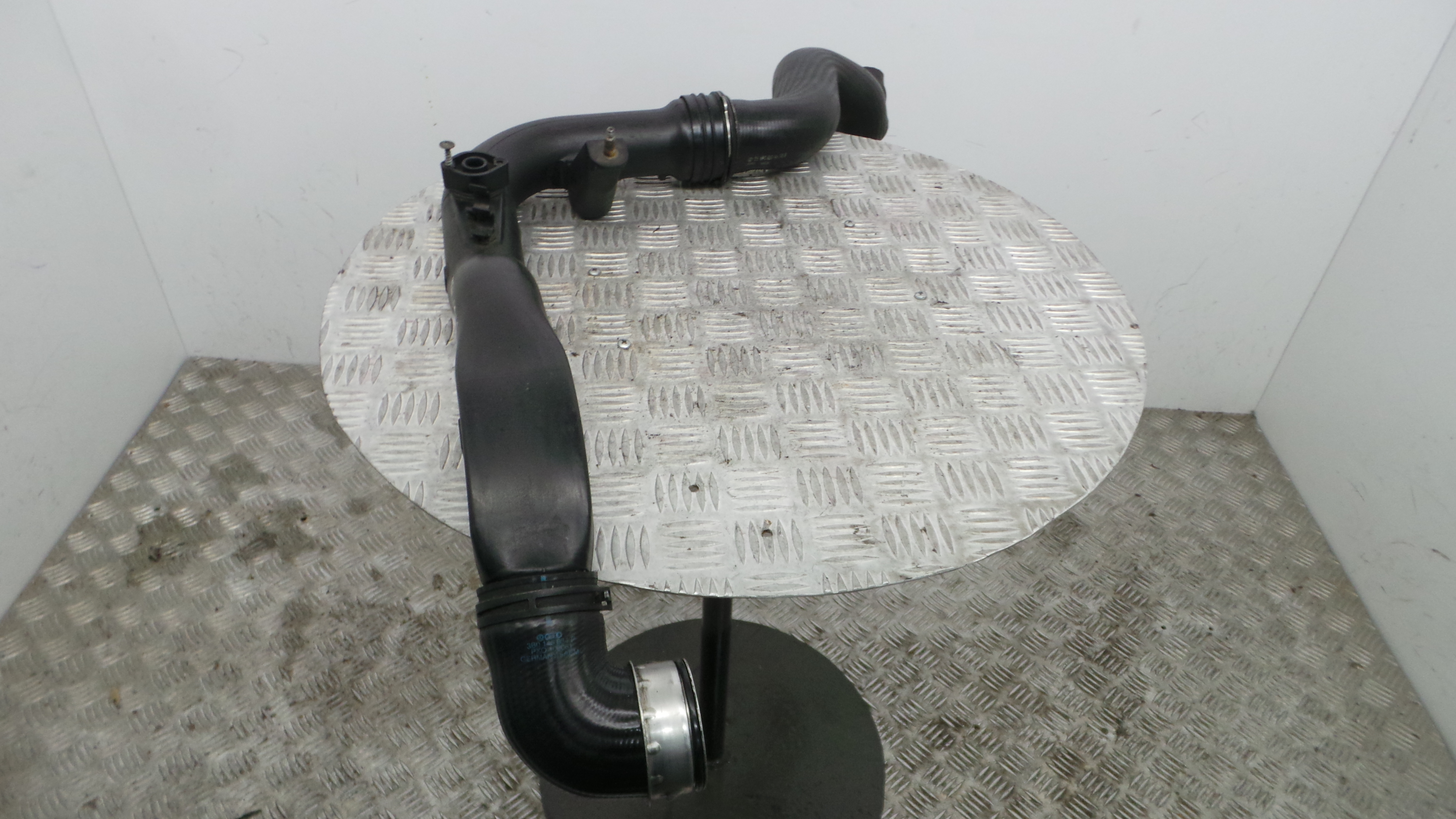 Tubo Intercooler 8E0145762B - AUDI A4 B6 (8E2)-36210424