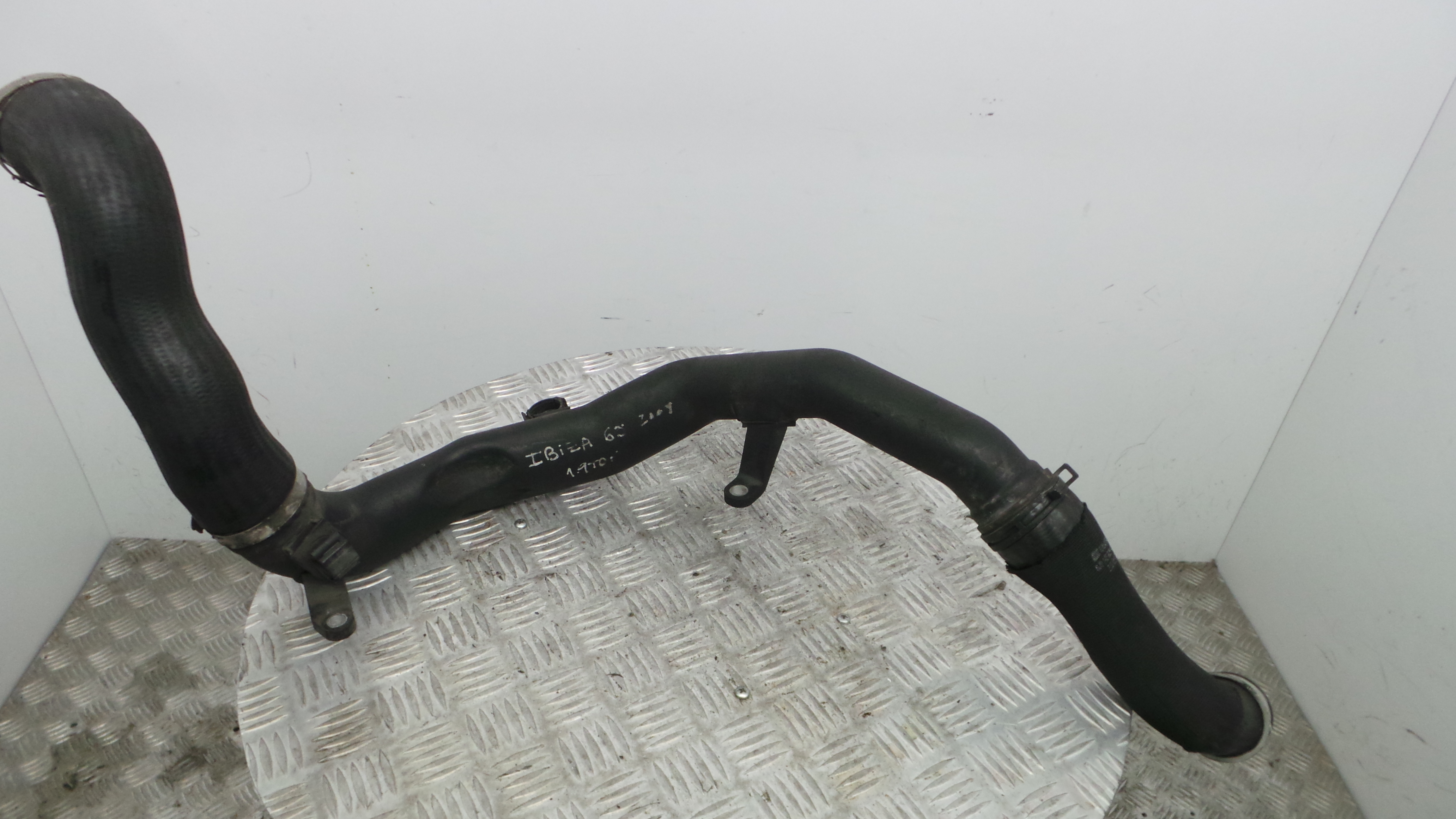 Tubo Intercooler 6J0145762 - SEAT IBIZA IV (6J5, 6P1), IBIZA Mk IV (6J5, 6P1)-36210430