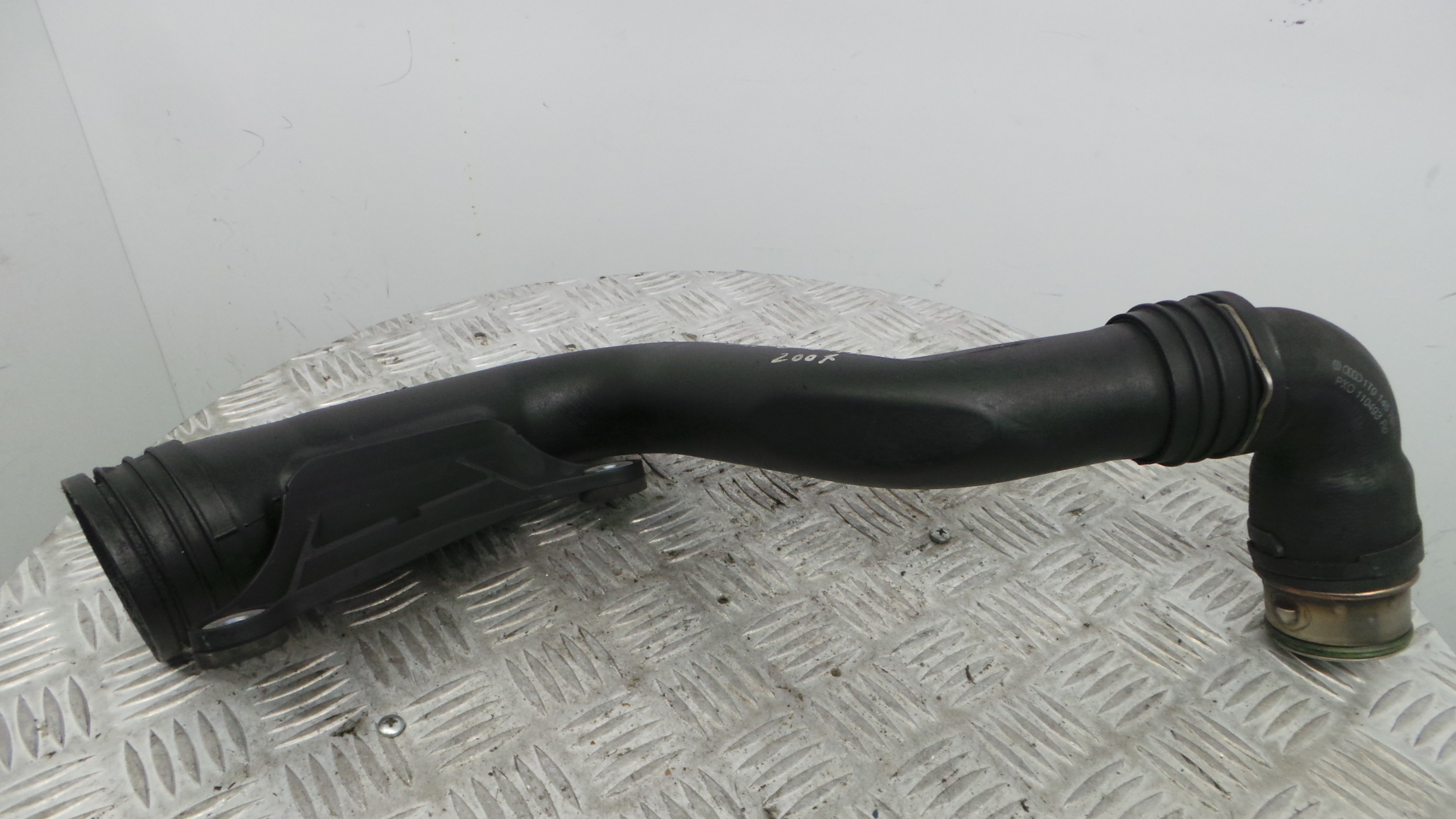 Tubo Intercooler 1K0145762P - VW GOLF V (1K1)-36210442 Tubo Intercooler 1K0145762P - VW GOLF V (1K1)-36210442