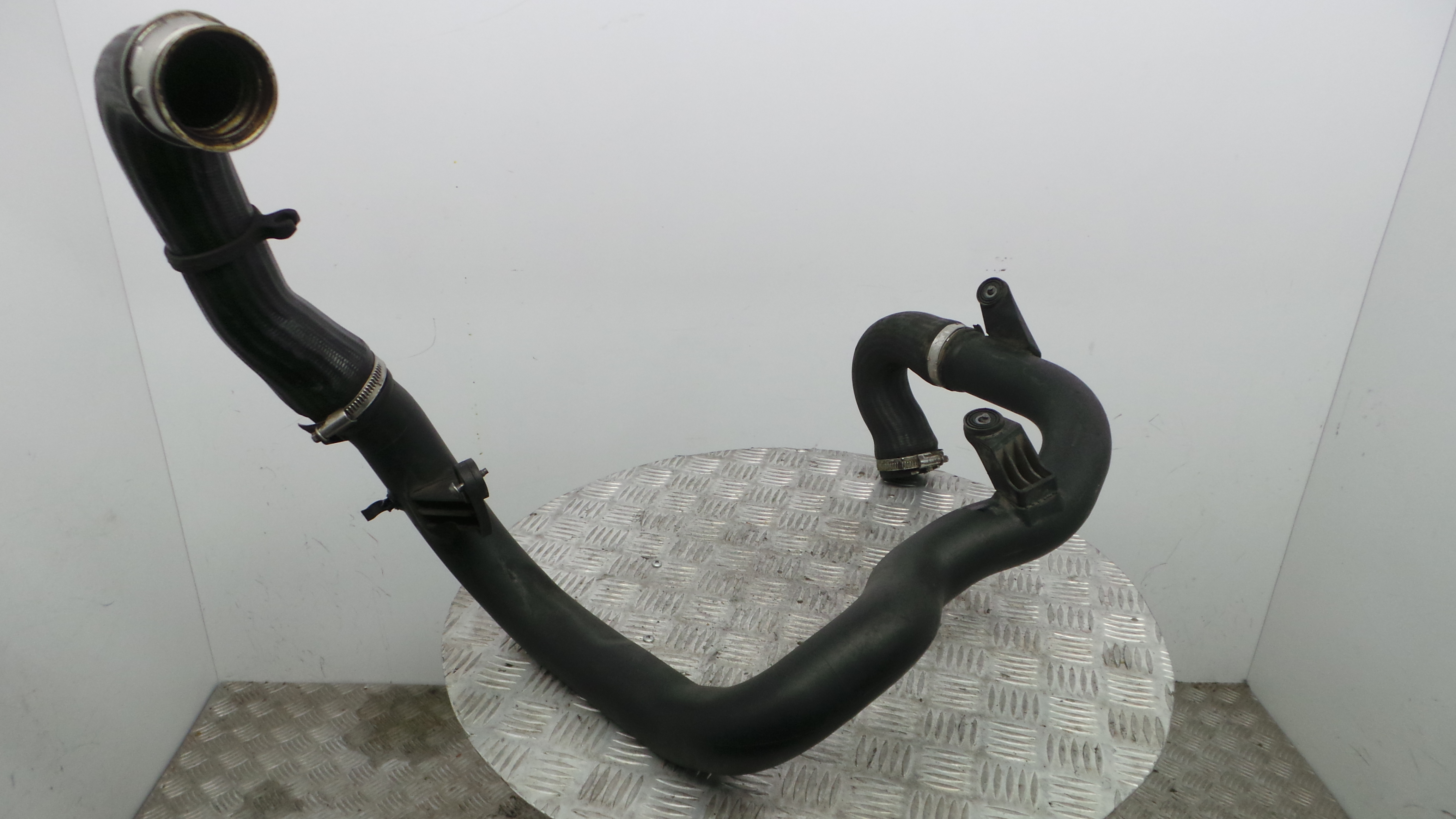 Tubo Intercooler 6J0145770A - SEAT IBIZA IV (6J5, 6P1), IBIZA Mk IV (6J5, 6P1)-36210675 Tubo Intercooler 6J0145770A - SEAT IBIZA IV (6J5, 6P1), IBIZA Mk IV (6J5, 6P1)-36210675