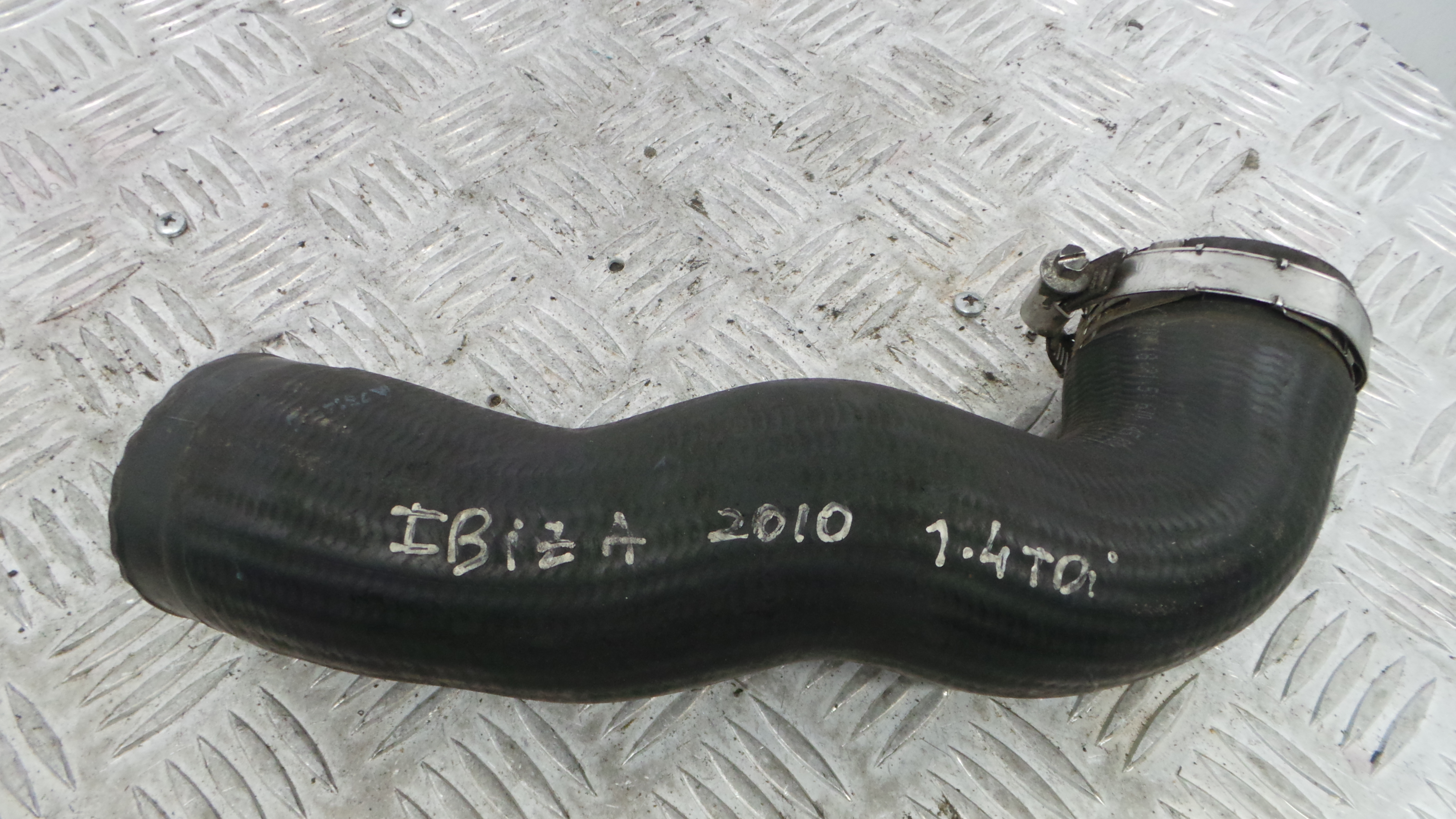 Tubo Intercooler 6J0145832 - SEAT IBIZA IV (6J5, 6P1), IBIZA Mk IV (6J5, 6P1)-36210801