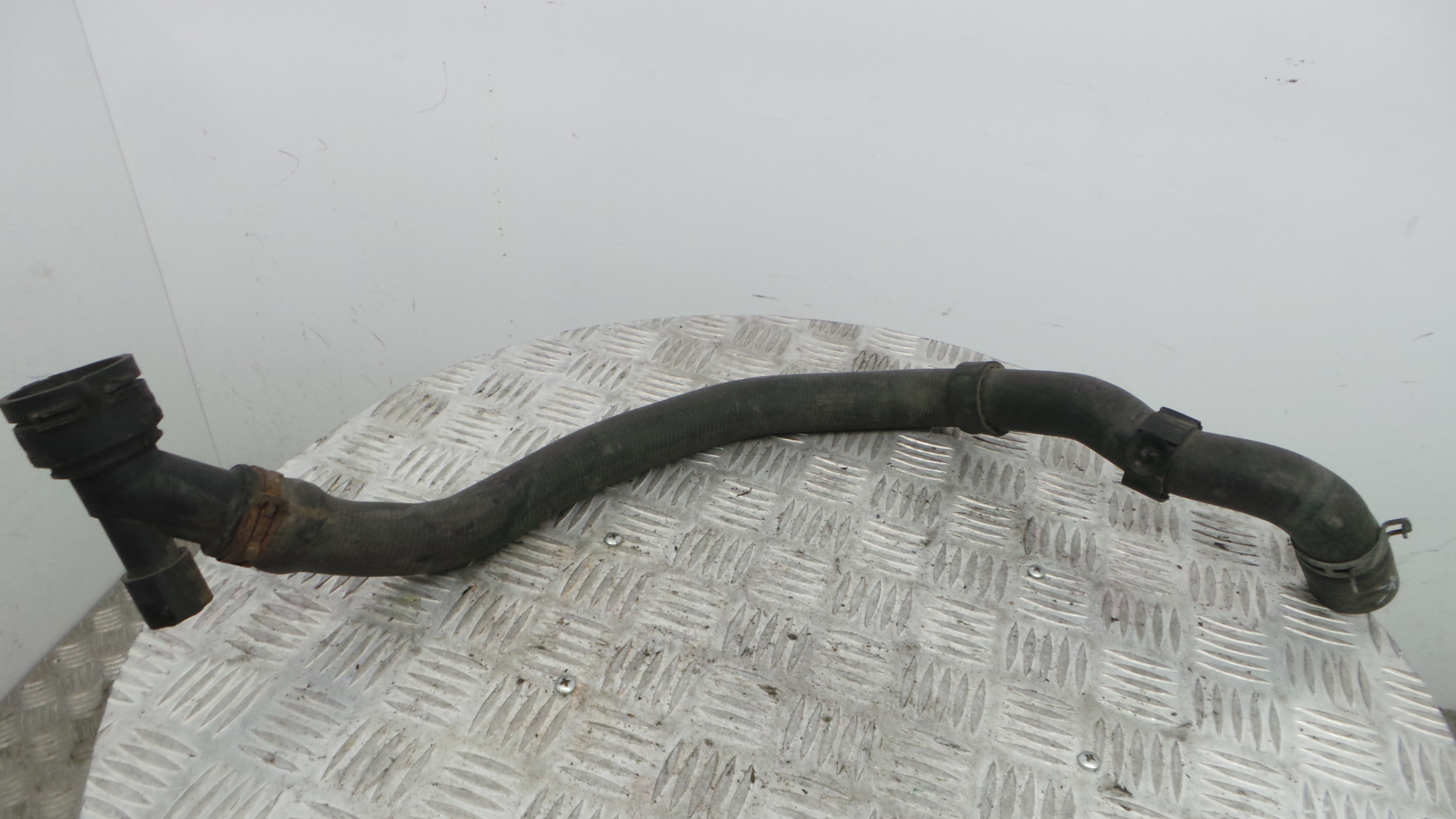 Tubo da Água 6Q0122051BH - SEAT IBIZA III (6L1), IBIZA Mk III (6L1)-36210845 Tubo da Água 6Q0122051BH - SEAT IBIZA III (6L1), IBIZA Mk III (6L1)-36210845