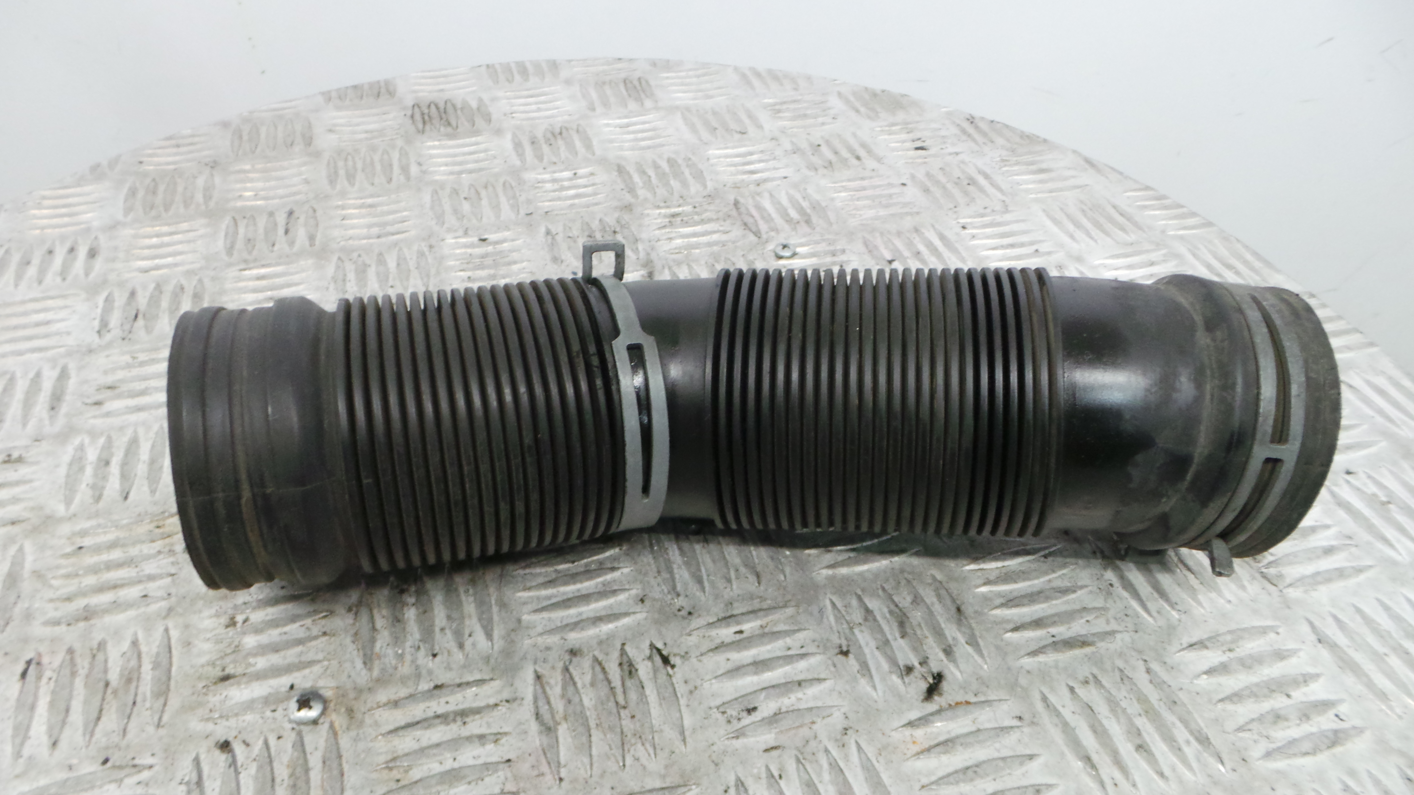 Tubo Caixa Filtro Ar 6Q0129684B - SEAT IBIZA III (6L1), IBIZA Mk III (6L1)-36210891