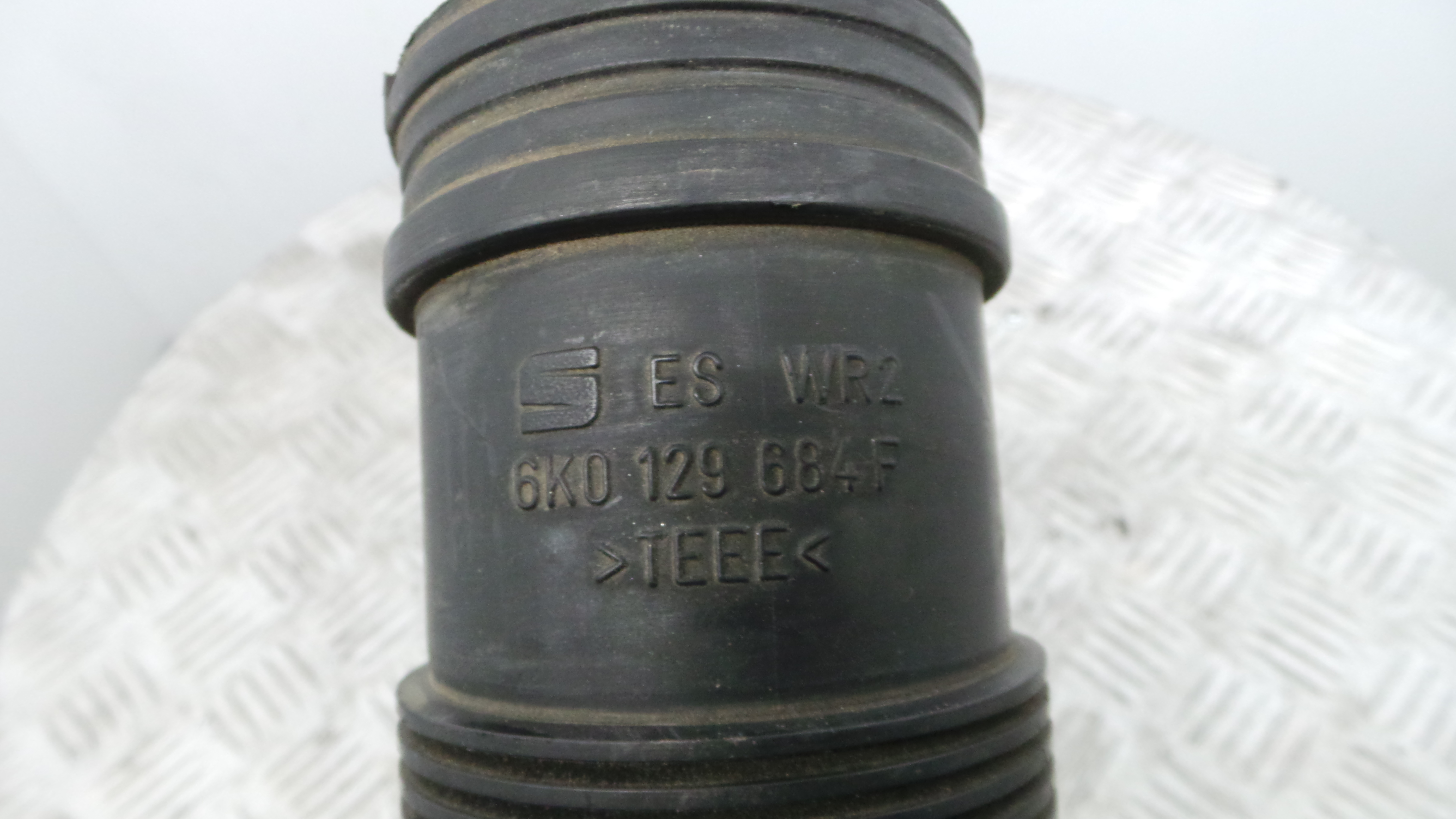 Tubo Caixa Filtro Ar 6K0129684F - VW POLO (6N2)-36210909