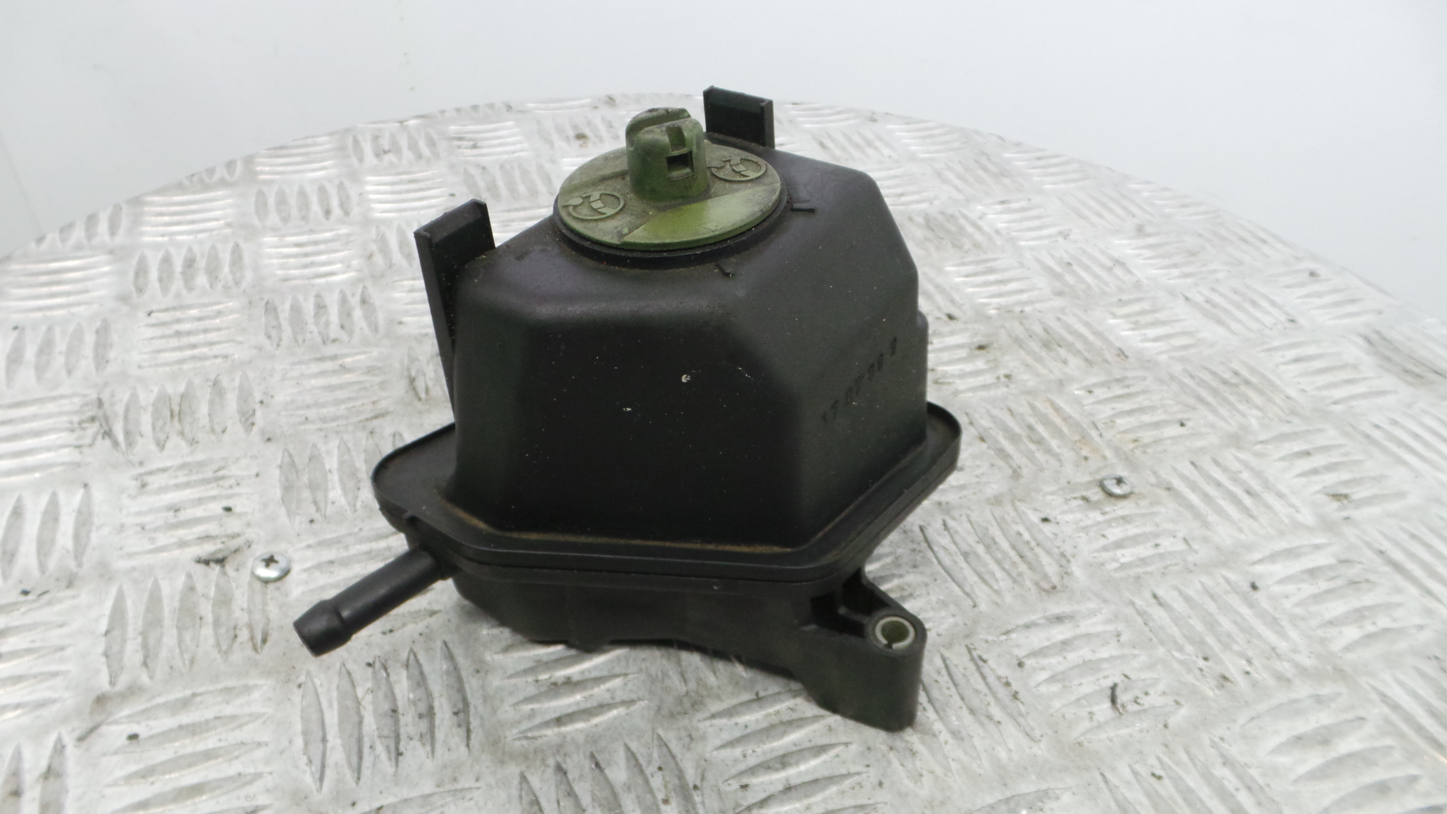 Deposito Direção Assistida 1J0422371C - SEAT LEON (1M1)-36211046