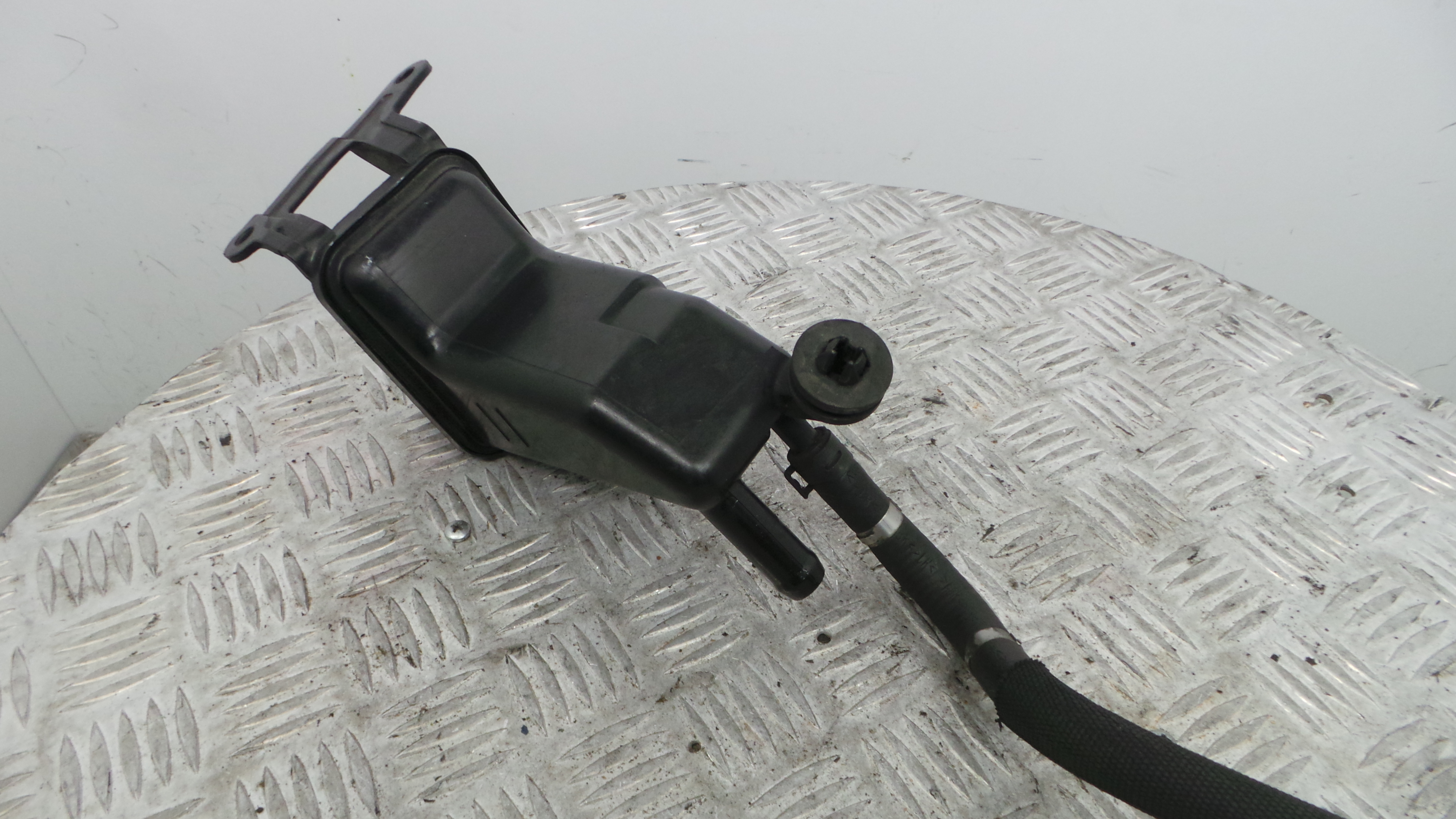 Deposito Direção Assistida 8E0422373B - AUDI A4 B7 (8EC)-36211064