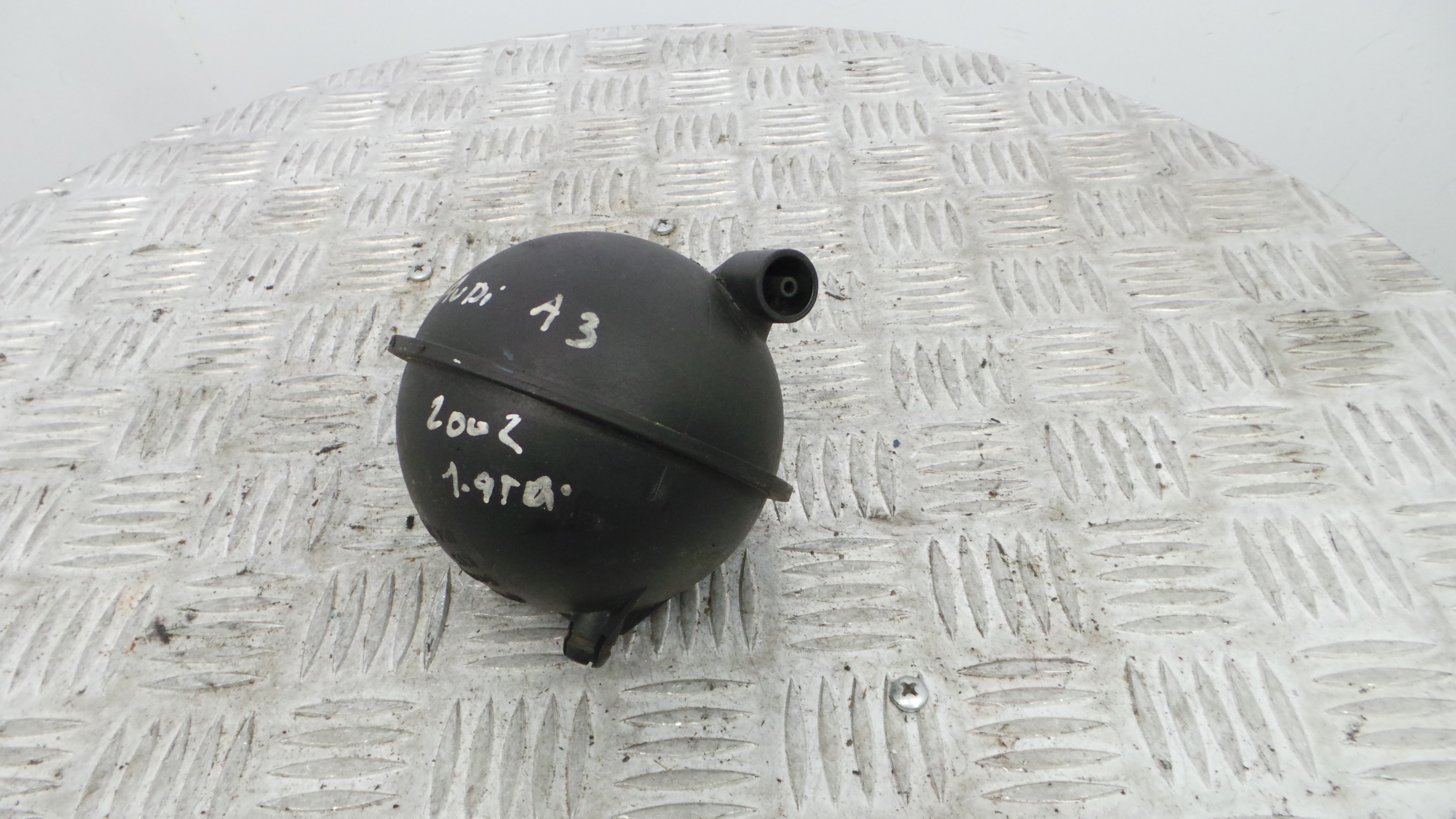 Bombas de Vácuo 054129808 - AUDI A3 (8L1)-36216278