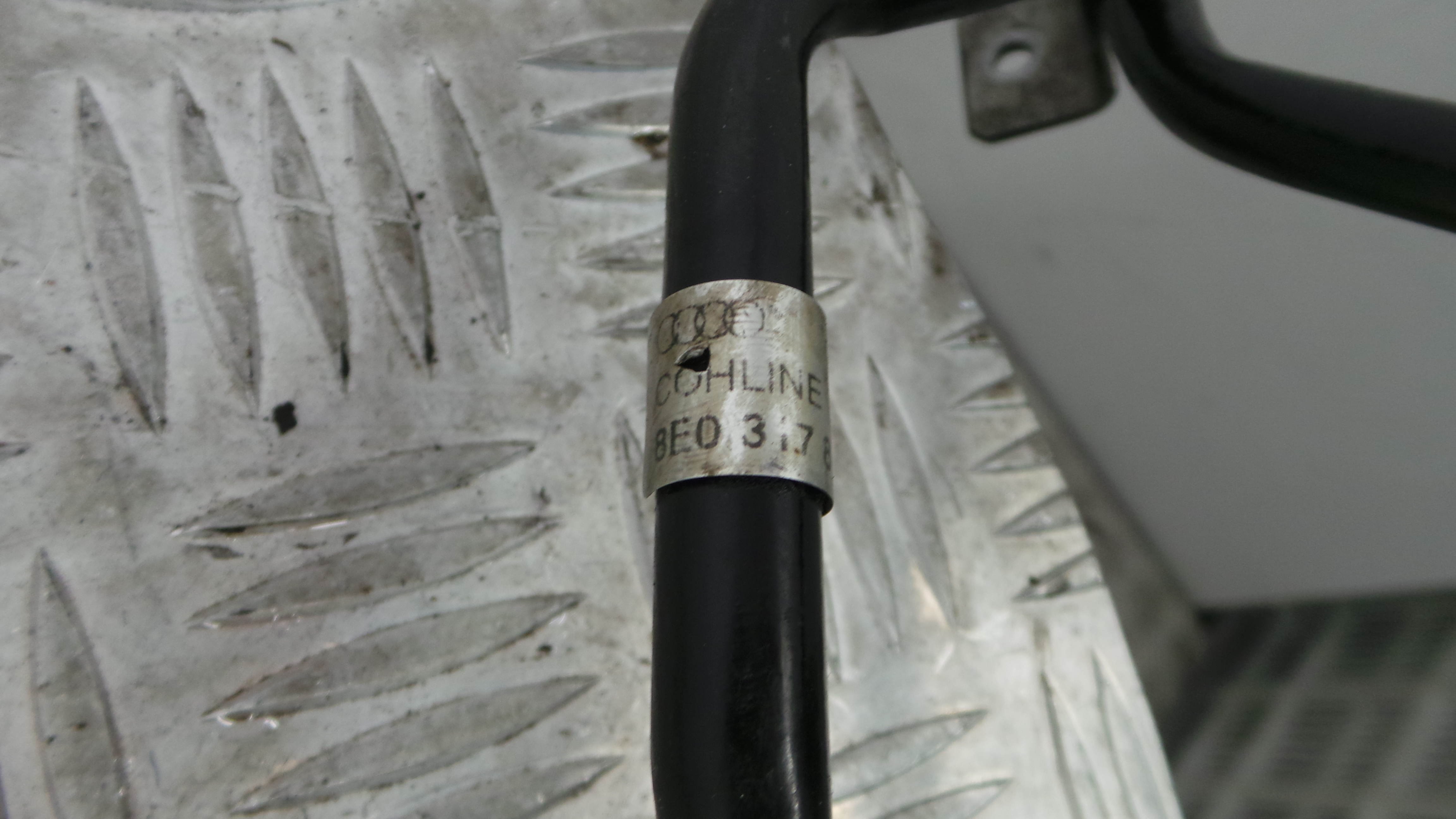 Tubos Caixa Velocidades 8E0317818AC - AUDI A4 B7 (8EC)-36216287