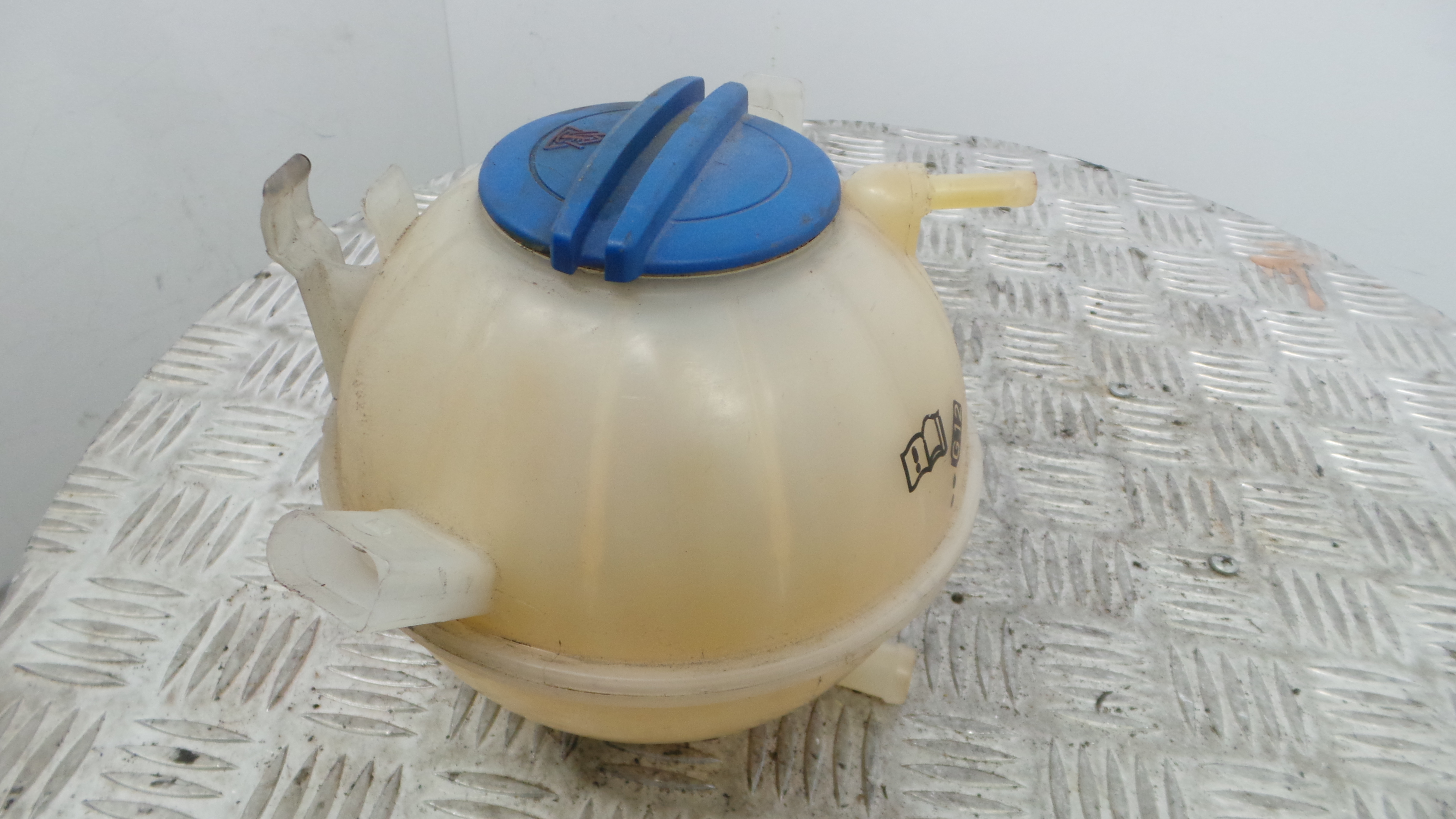 Depósito Água Radiador / Vazo de Expansao 1K0121407A - AUDI A3 (8L1)-36216981 Depósito Água Radiador / Vazo de Expansao 1K0121407A - AUDI A3 (8L1)-36216981