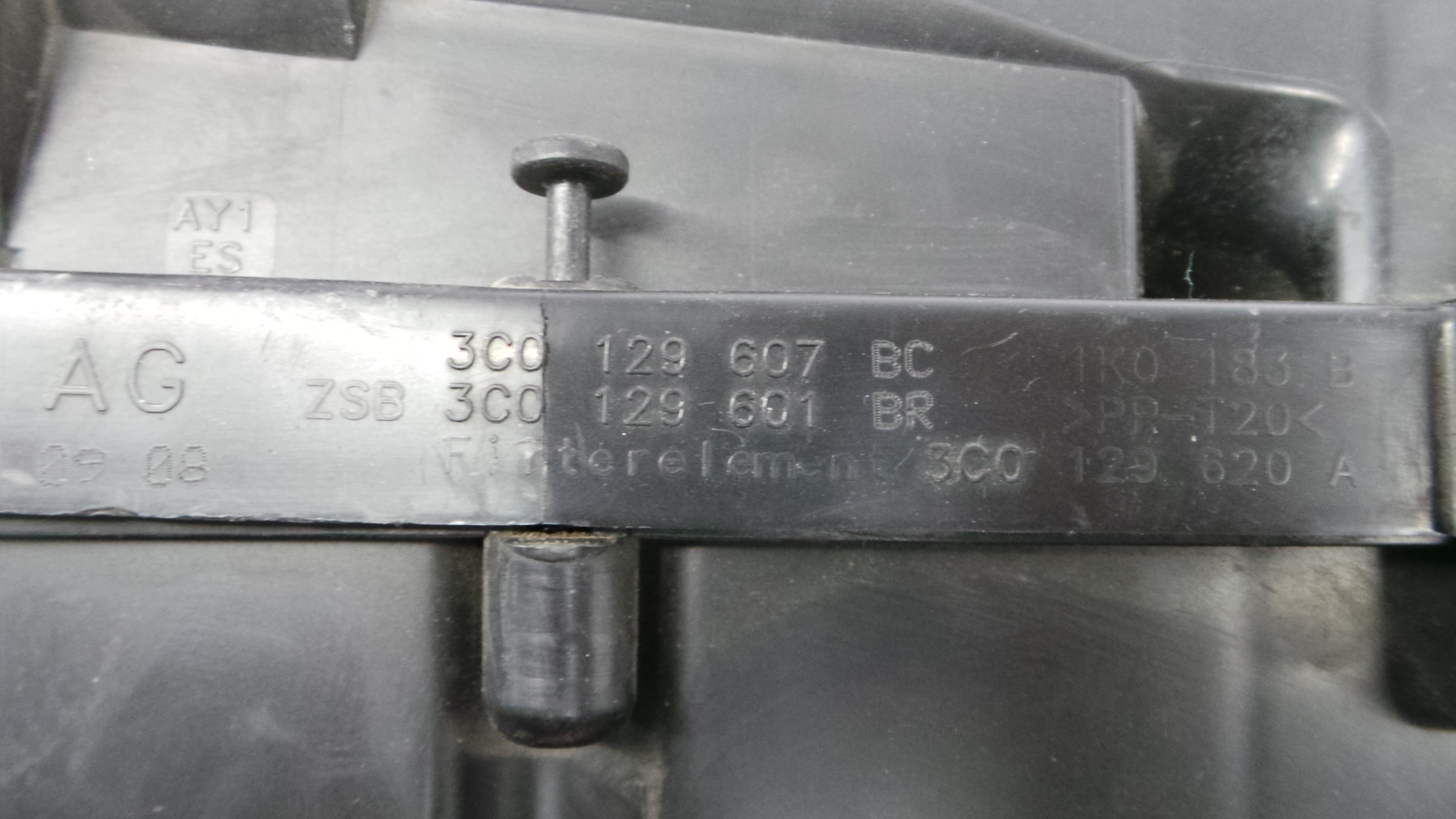 Caixa Filtro de Ar  3C0129607BC - VW PASSAT CC B6 (357)-36217005