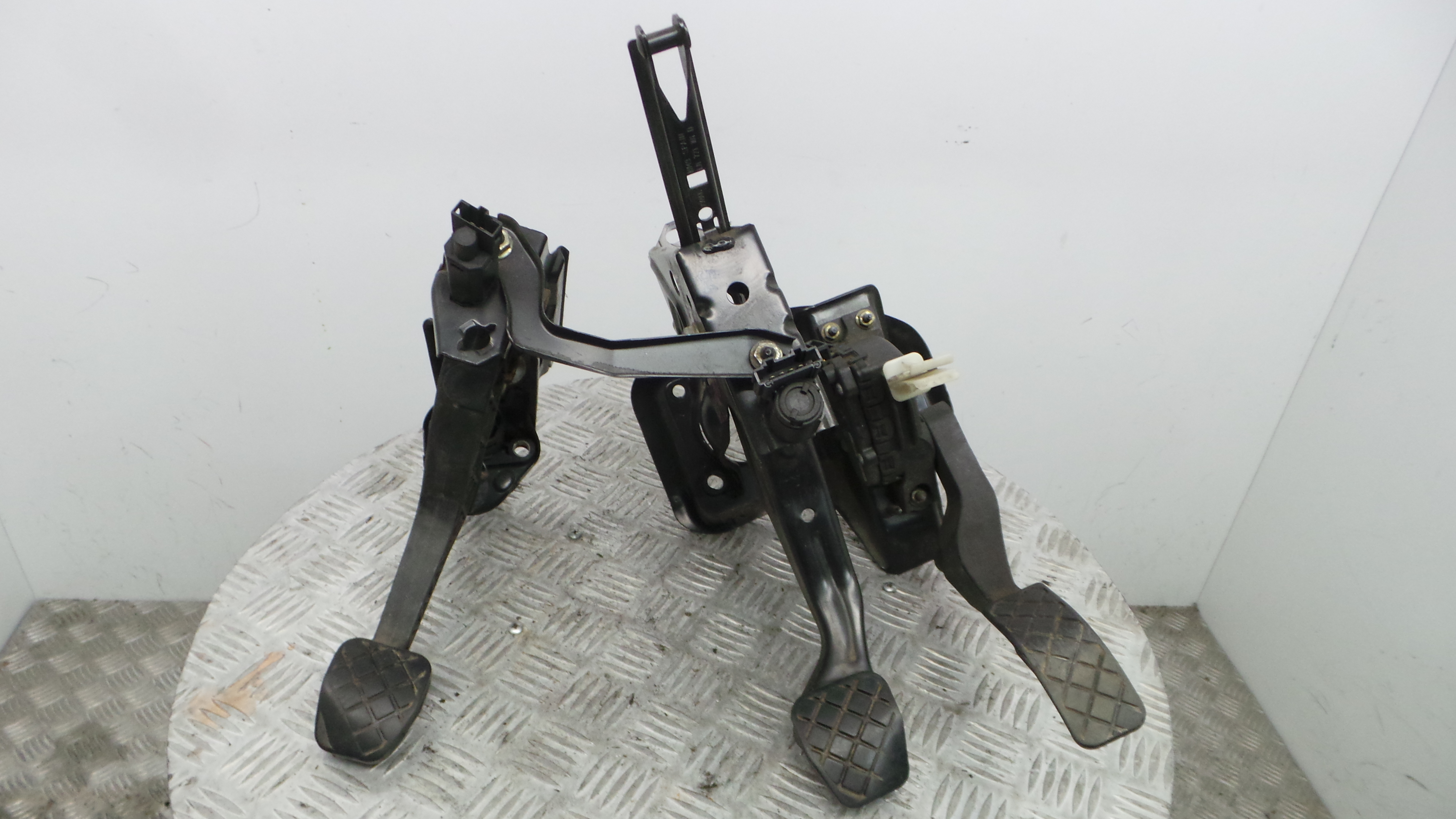 Pedal do Travão 1J1721058BA - VW GOLF IV (1J1), GOLF Mk IV (1J1)-36217009 Pedal do Travão 1J1721058BA - VW GOLF IV (1J1), GOLF Mk IV (1J1)-36217009
