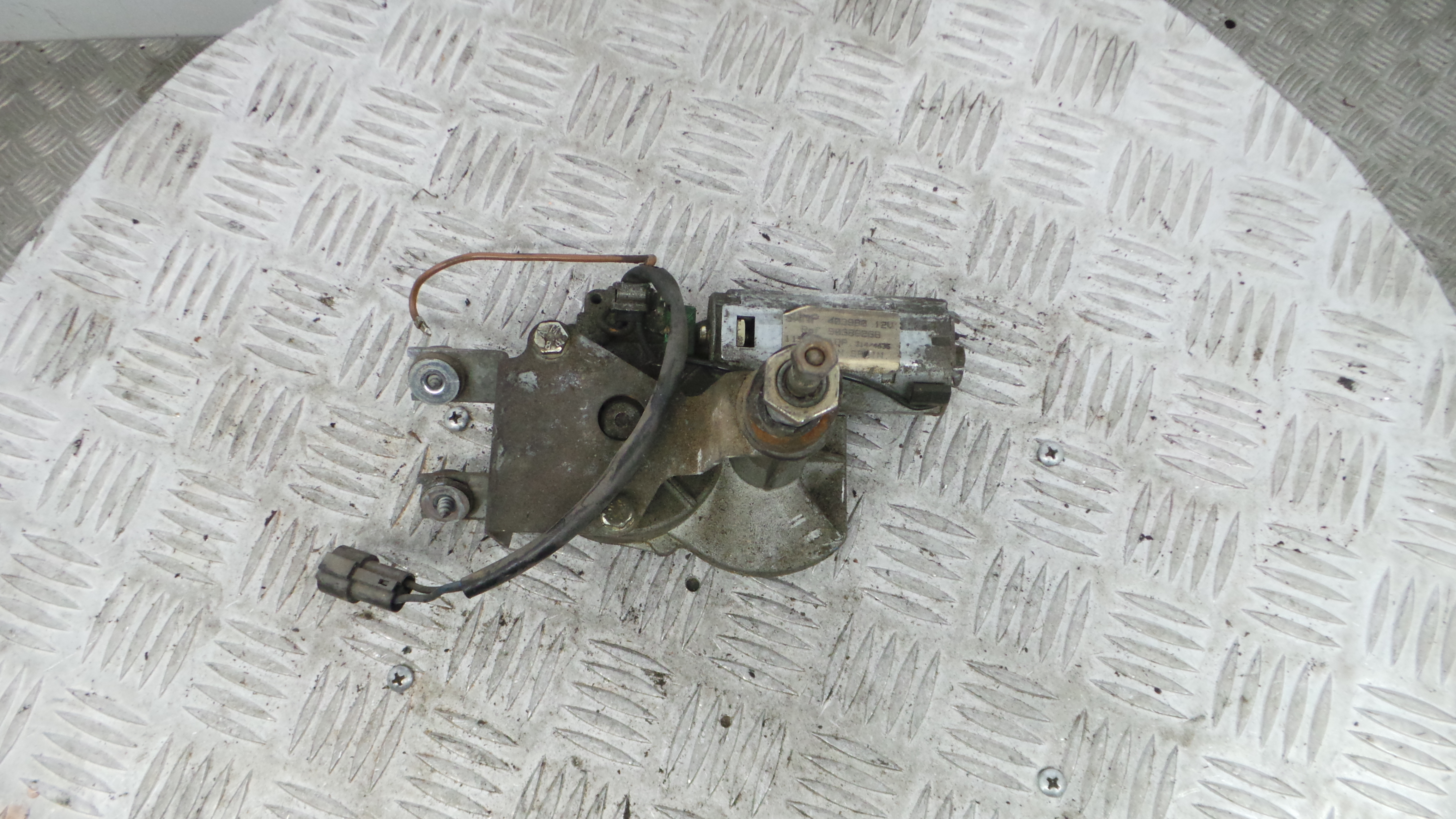 Motor Limpa Vidros Trás 90386268 - OPEL CORSA B (S93)-36217038
