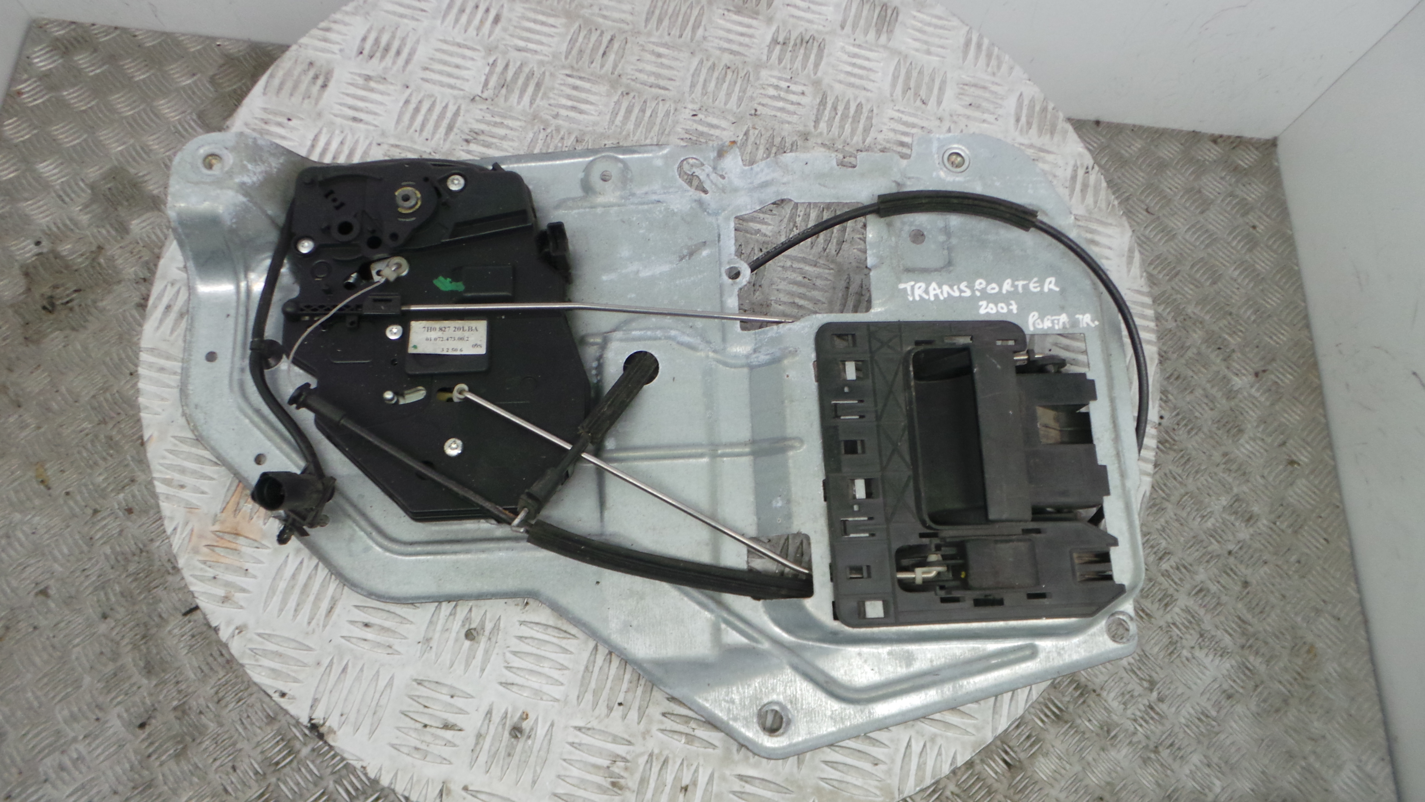 Fecho Mala  7H0827201BA - VW TRANSPORTER Mk V Caixa (7HA, 7HH, 7EA, 7EH), TRANSPORTER T5 Caixa (7HA,-36231320