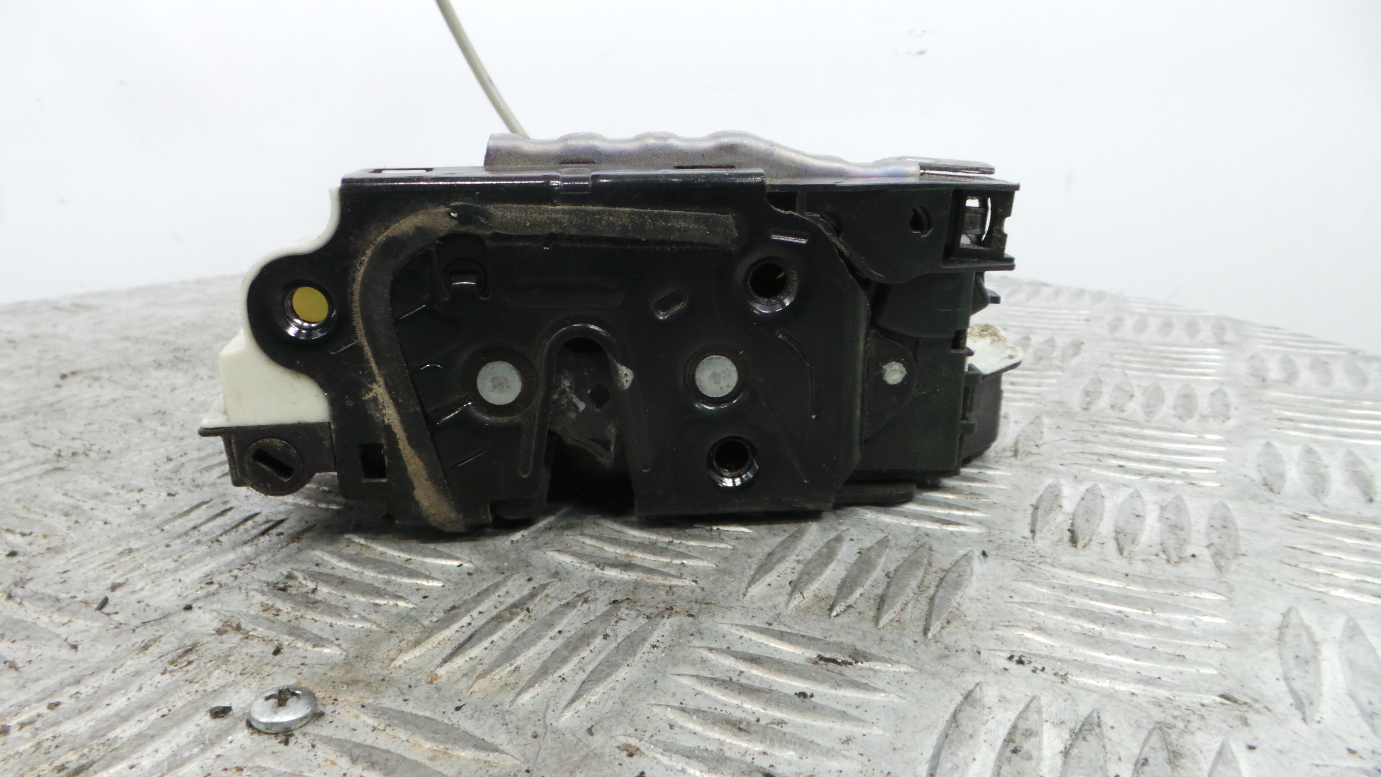 Fecho da Porta Frente Dto 5N1837016A - SEAT IBIZA IV (6J5, 6P1), IBIZA Mk IV (6J5, 6P1)-36231323