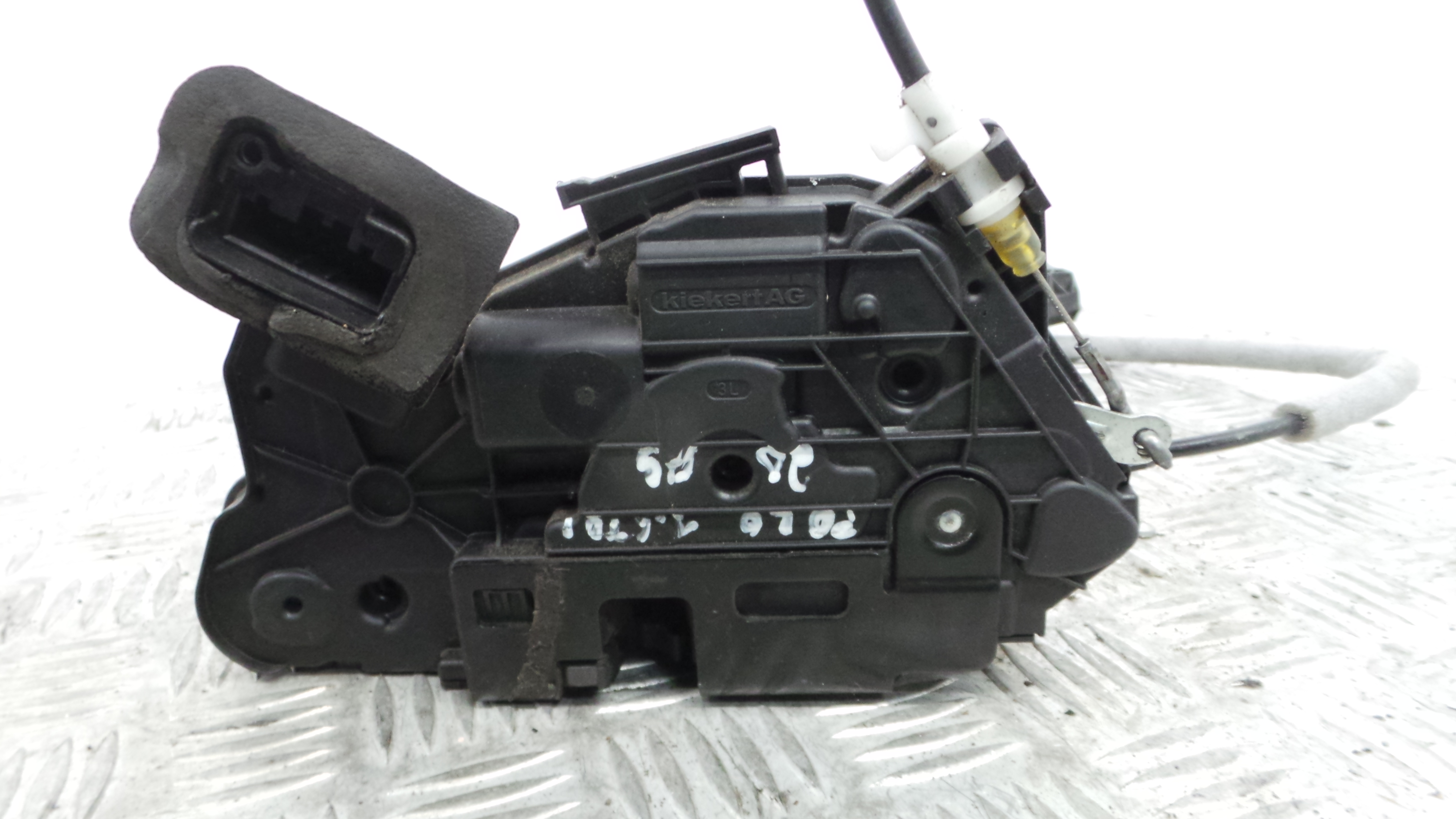 Fecho da Porta Frente Esq 5K1837015 - VW GOLF VI (5K1)-36231331