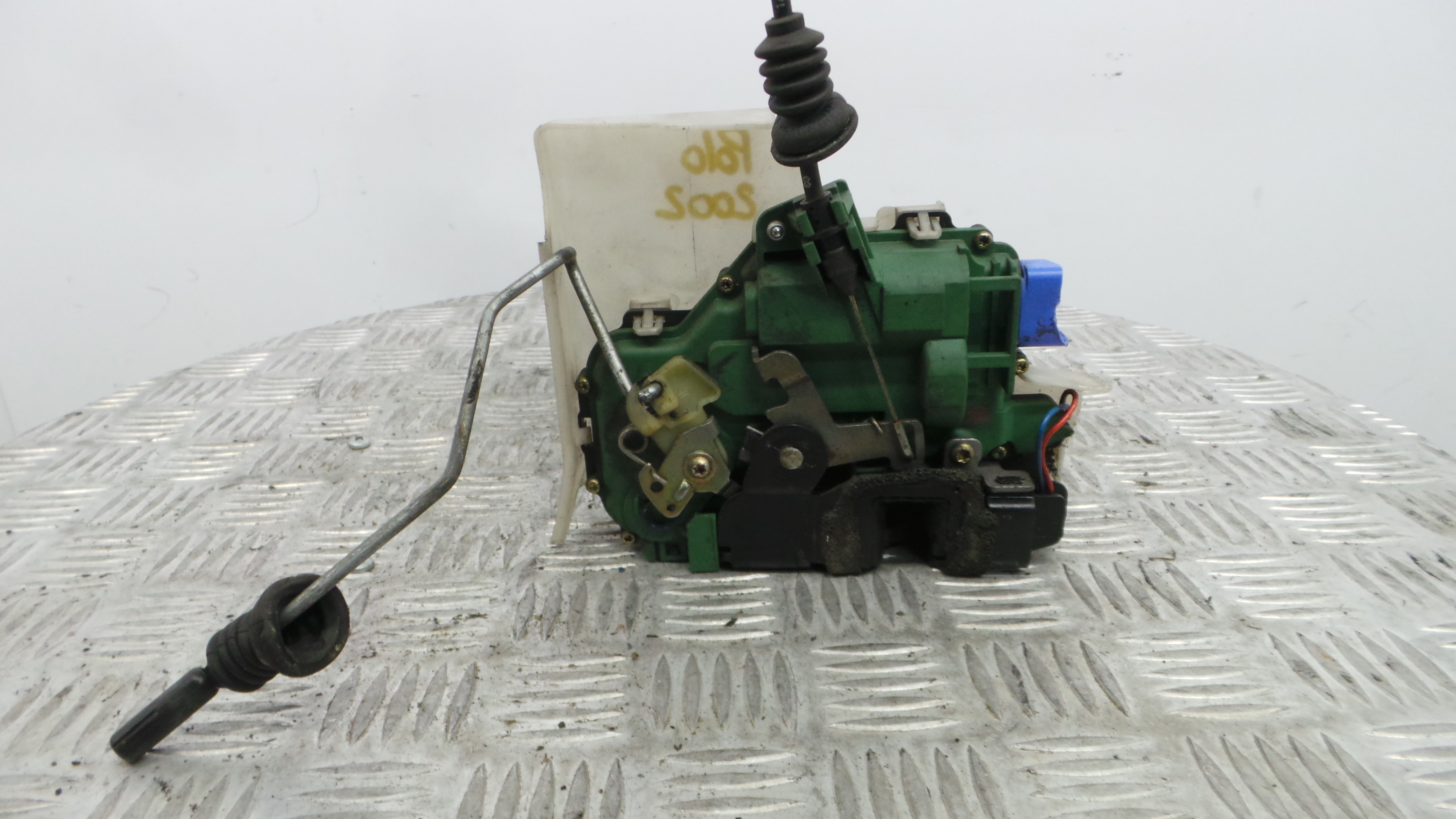 Fecho da Porta Frente Esq 7E1837015A - VW POLO (9N_, 9A_)-36237814