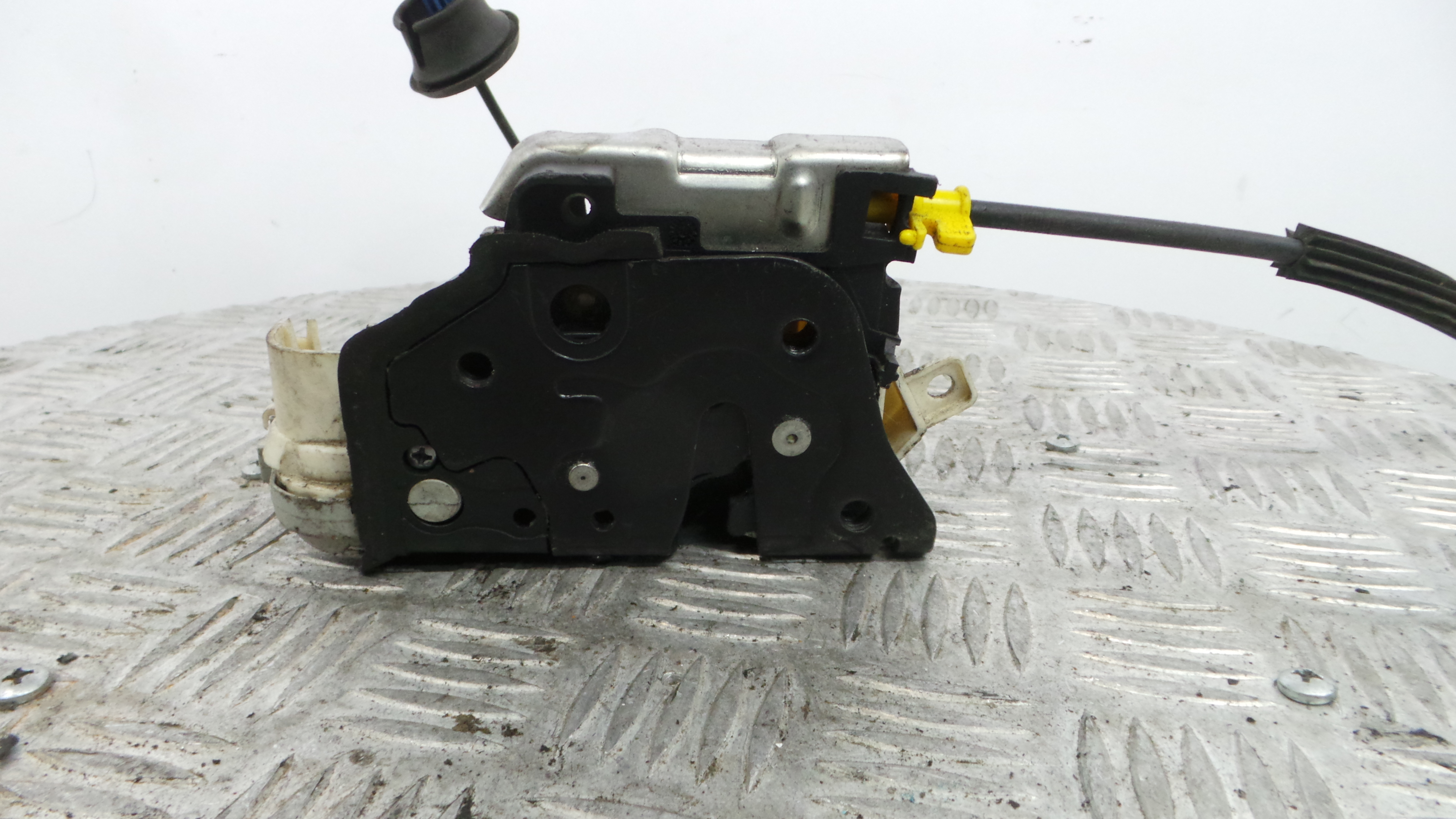 Fecho da Porta Frente Dto 8J2837016C - AUDI A4 B8 (8K2)-36240467