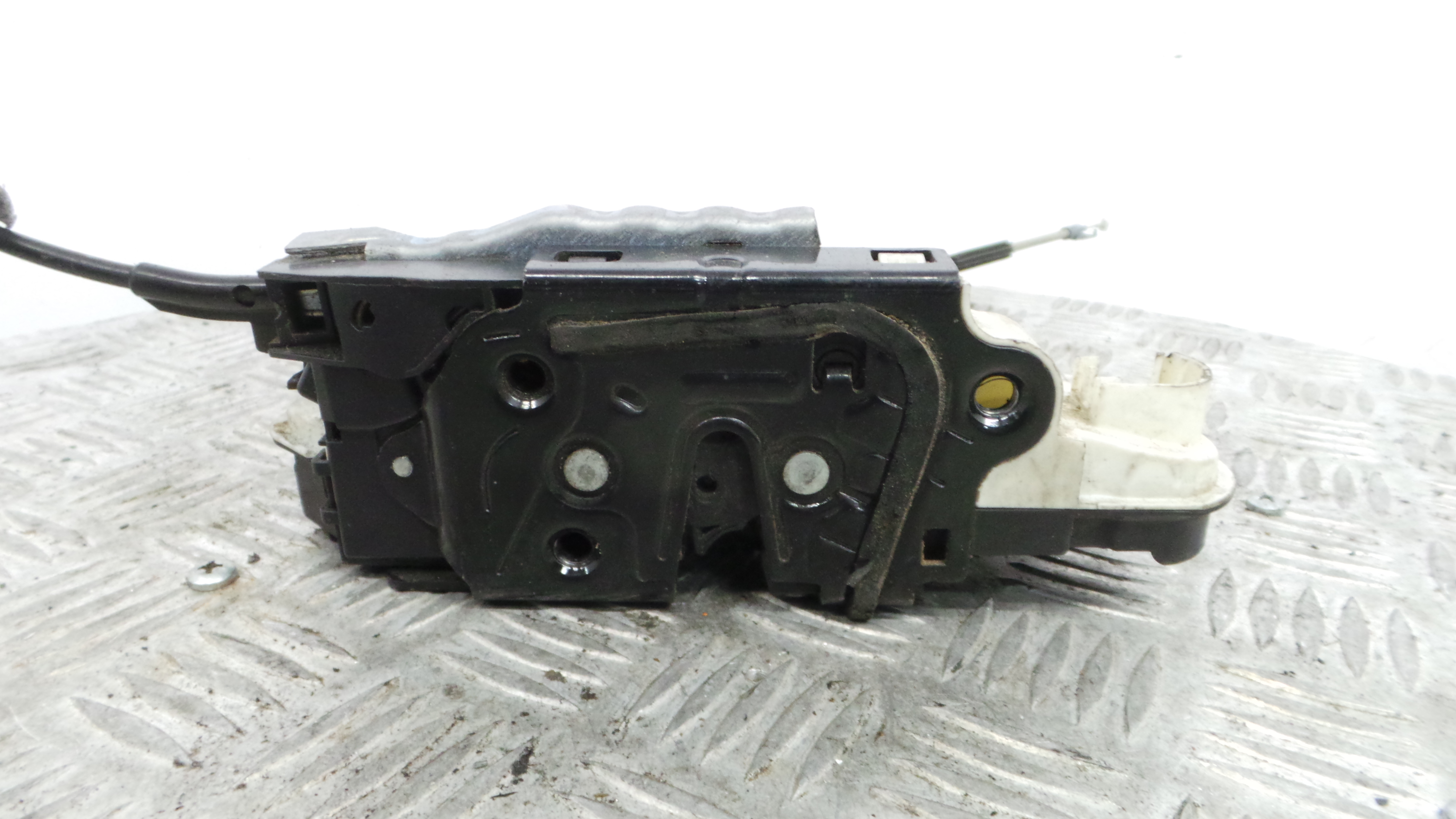 Fecho da Porta Frente Esq 5N1837015A - SEAT IBIZA IV (6J5, 6P1), IBIZA Mk IV (6J5, 6P1)-36240496