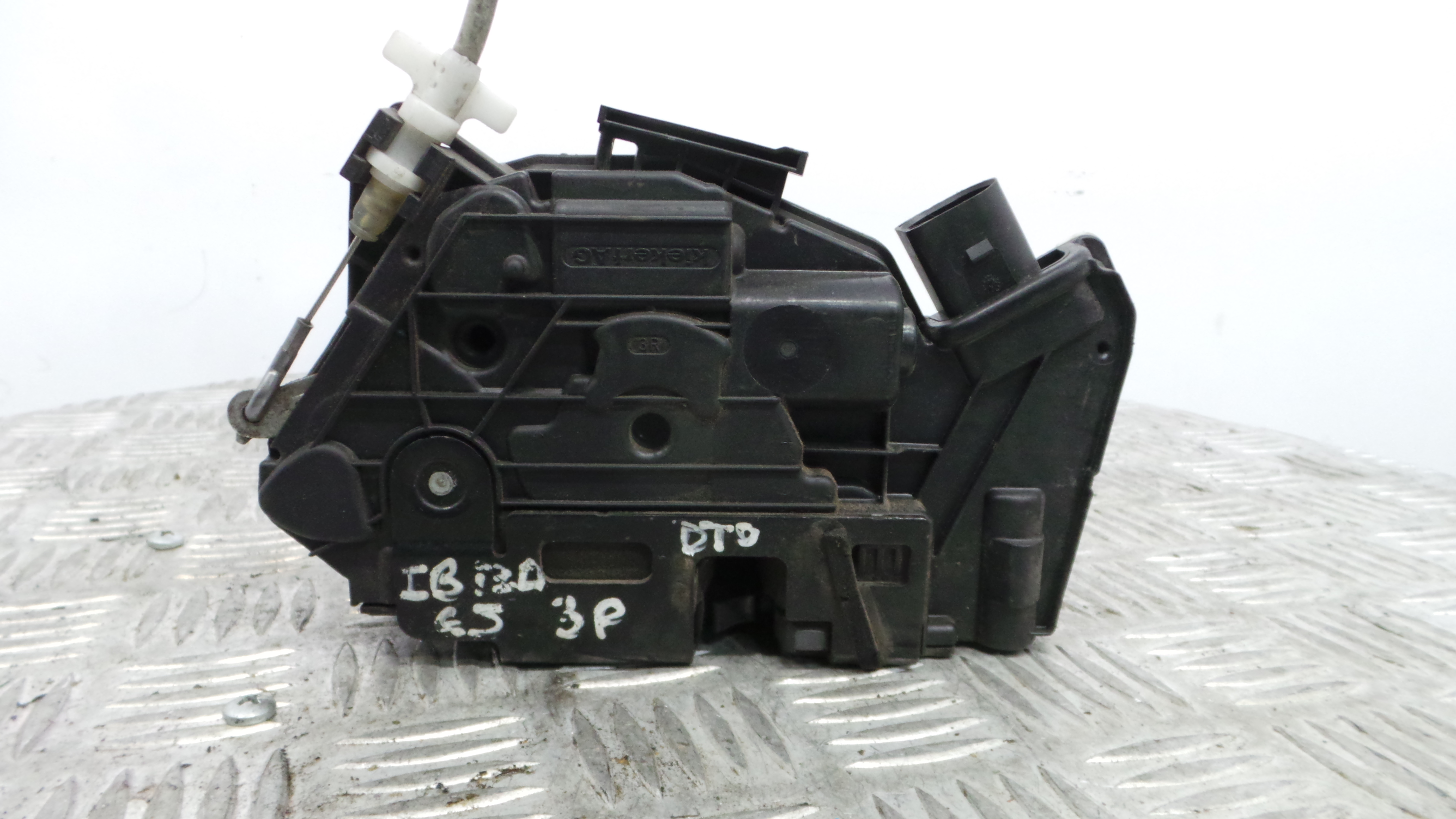Fecho da Porta Dto 5N1837016A - SEAT IBIZA IV (6J5, 6P1), IBIZA Mk IV (6J5, 6P1)-36240598 Fecho da Porta Dto 5N1837016A - SEAT IBIZA IV (6J5, 6P1), IBIZA Mk IV (6J5, 6P1)-36240598