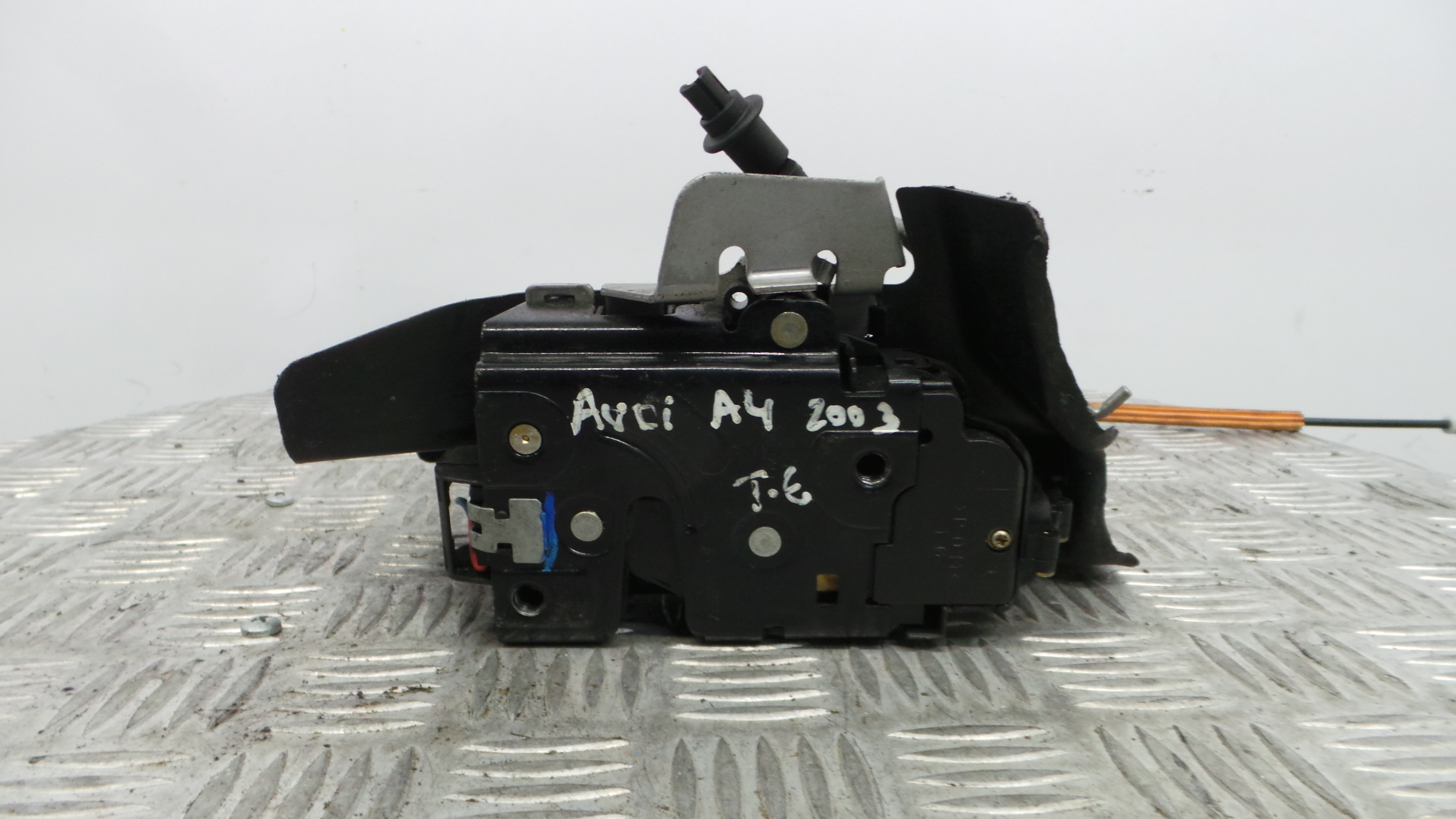 Fecho da Porta Trás Esq 8E0839349 - AUDI A4 B6 (8E2)-36240602