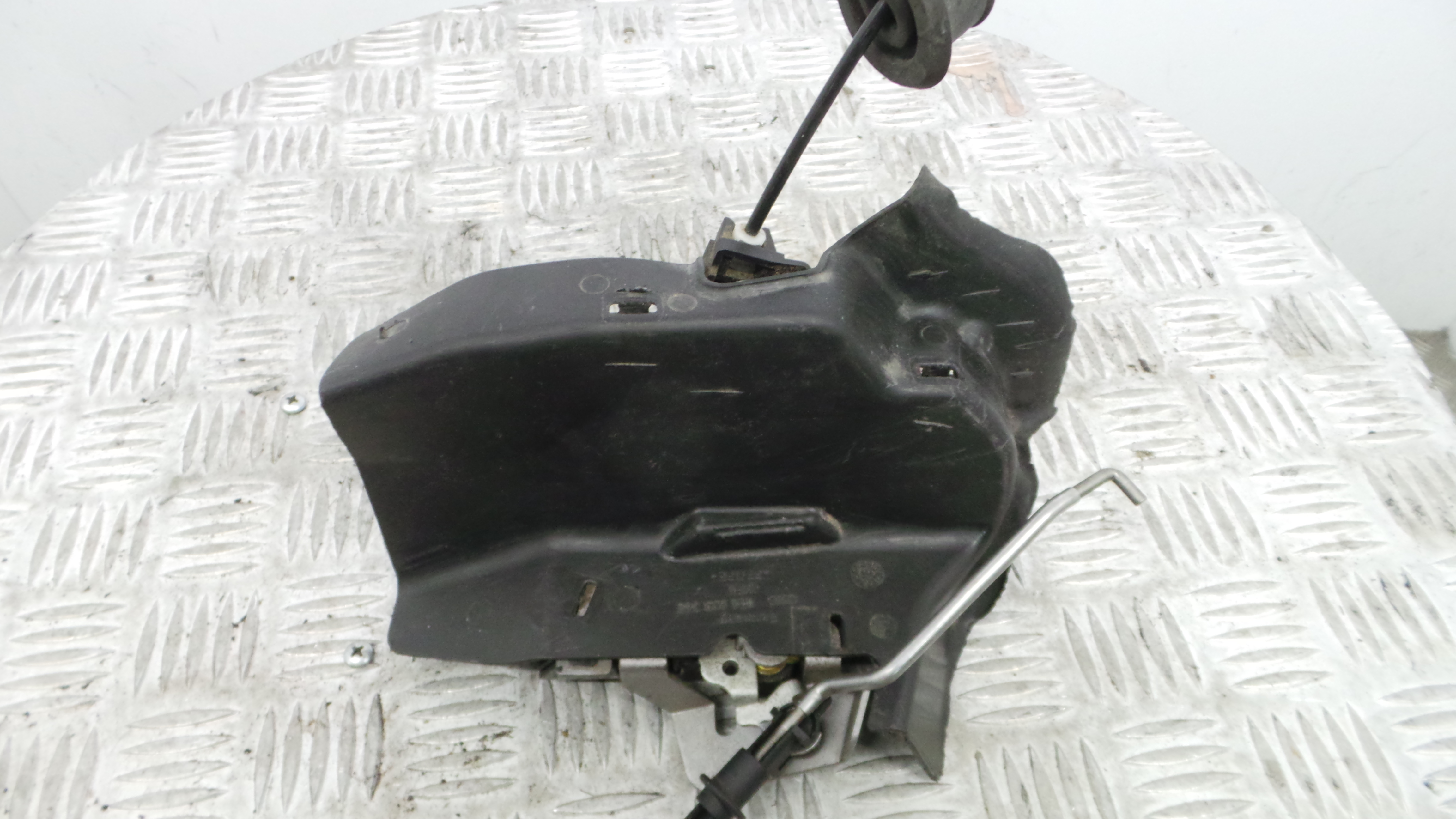 Fecho da Porta Trás Esq 8E0839349 - AUDI A4 B6 (8E2)-36240602