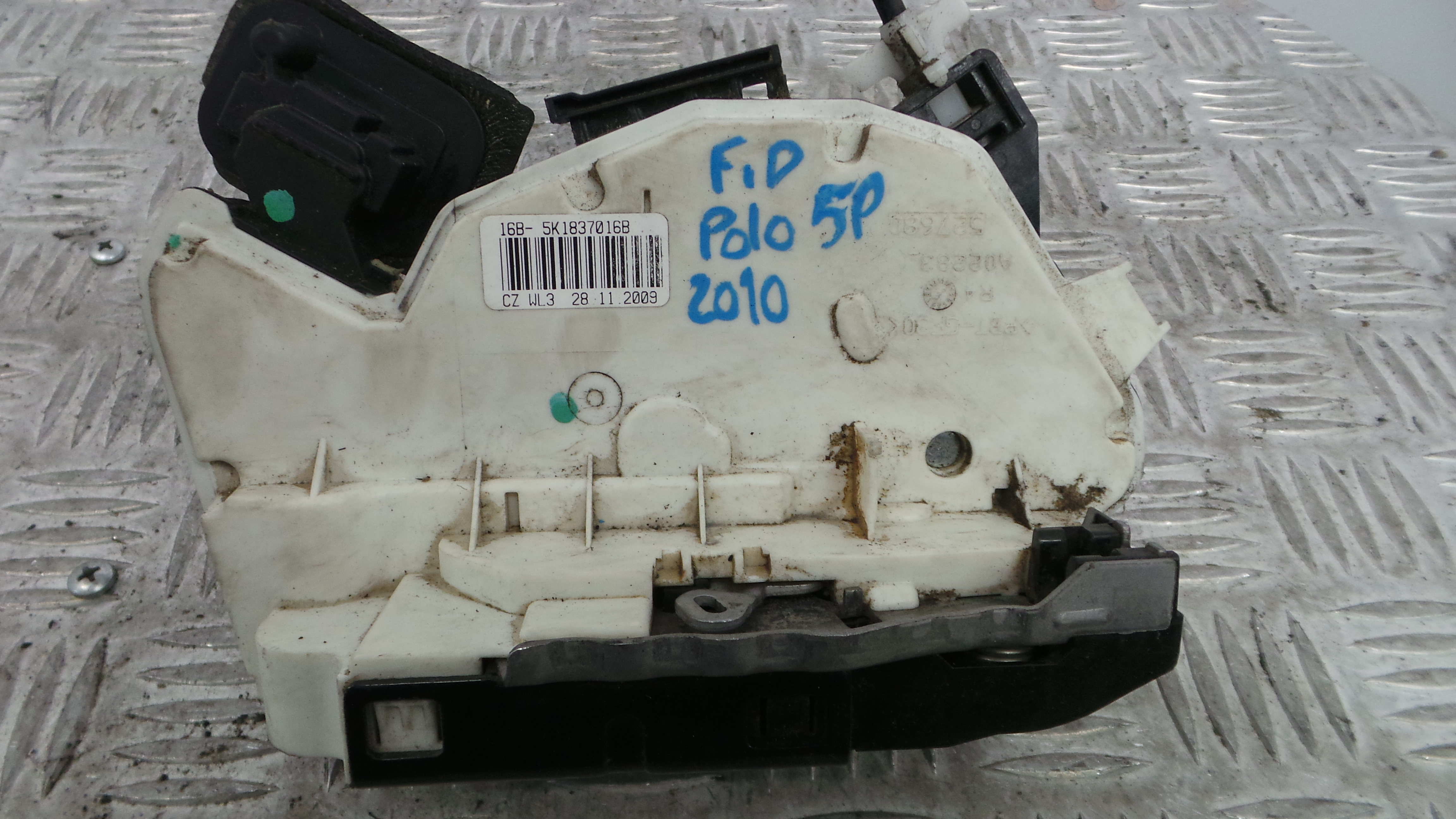 Fecho da Porta Frente Dto 5K1837016B - VW POLO V (6R1, 6C1)-36240617