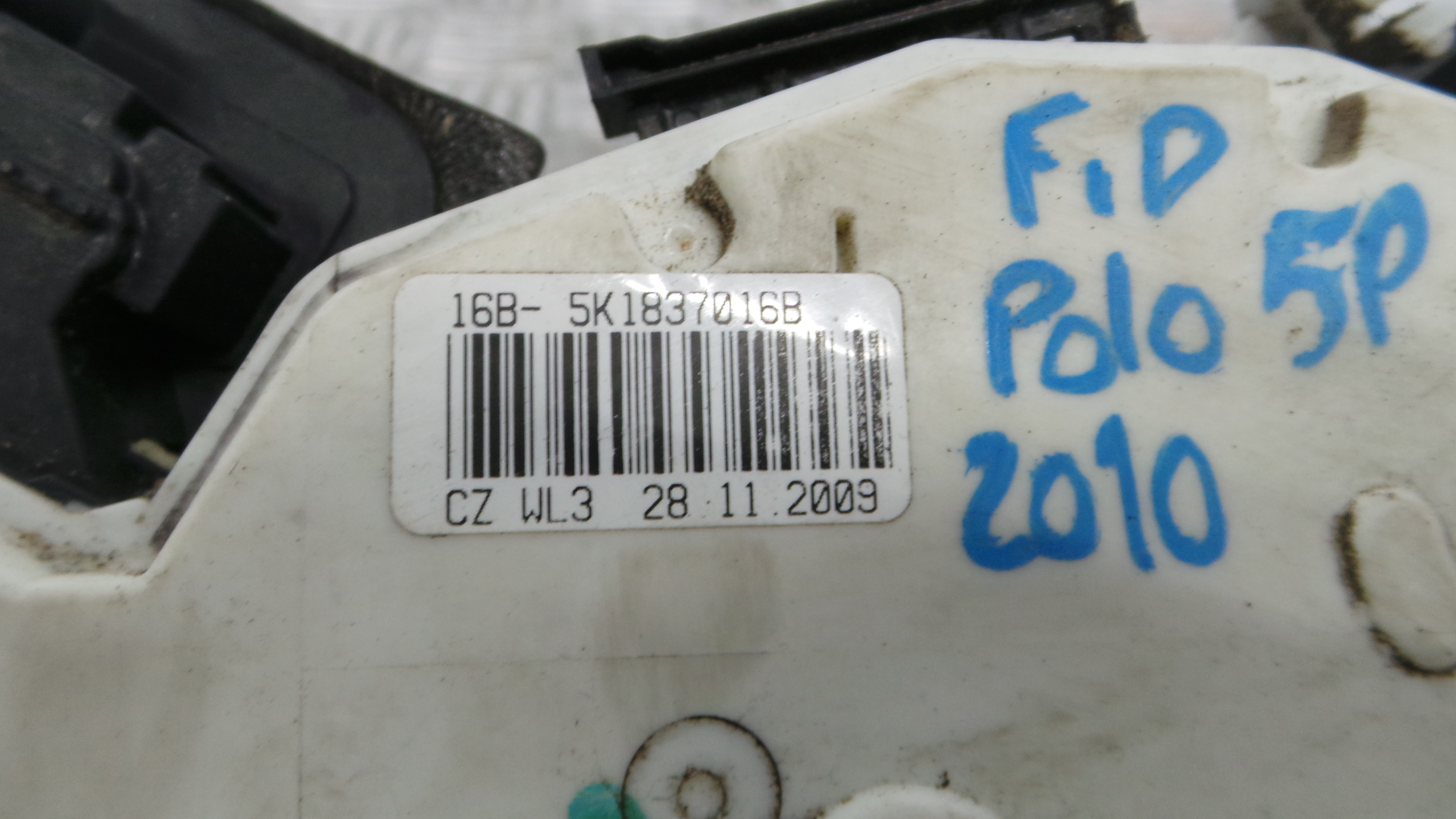 Fecho da Porta Frente Dto 5K1837016B - VW POLO V (6R1, 6C1)-36240617