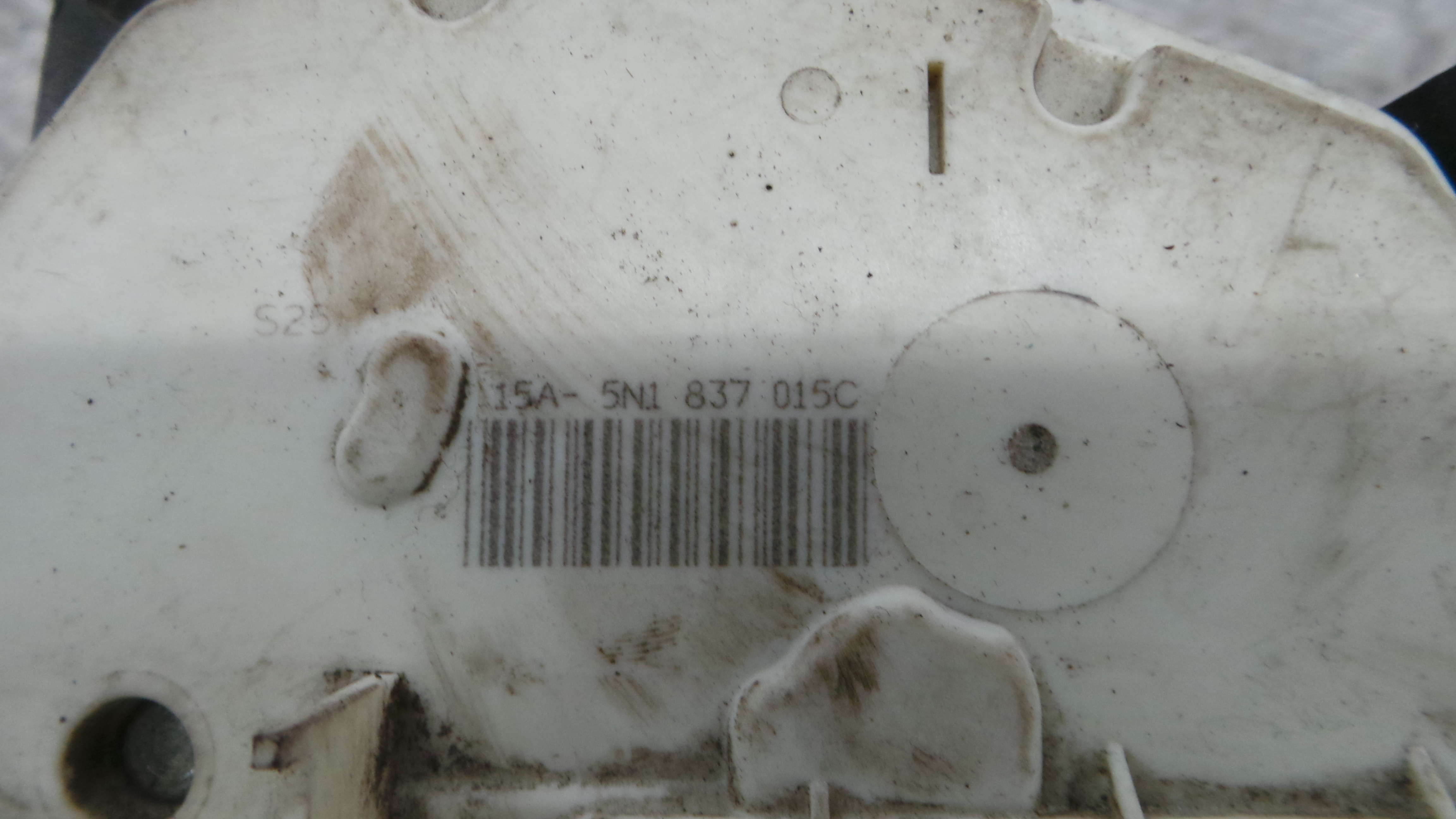 Fecho da Porta Esq 5N1837015C - SEAT IBIZA IV (6J5, 6P1), IBIZA Mk IV (6J5, 6P1)-36240621