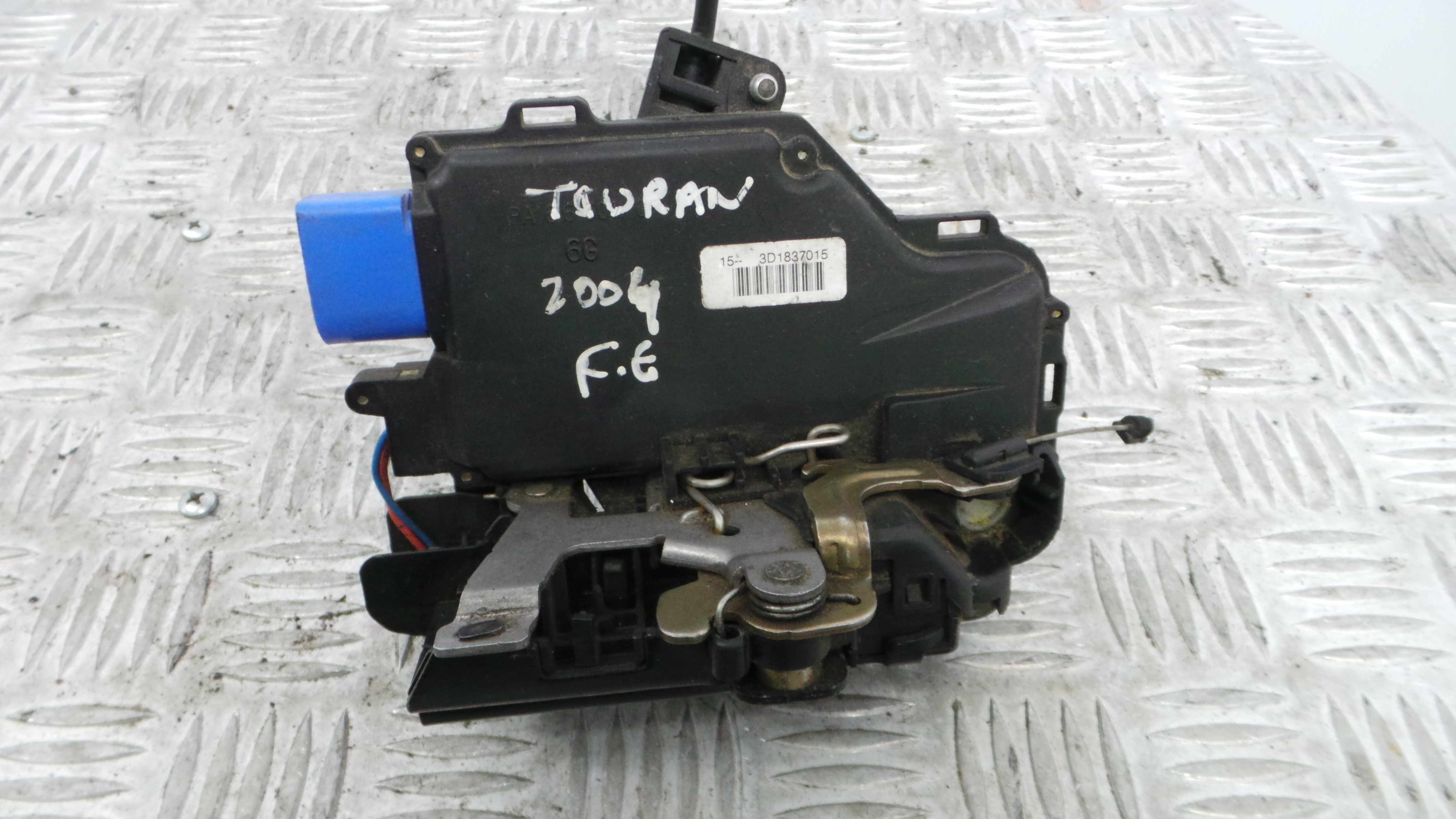 Fecho da Porta Frente Esq 3D1837015 - VW TOURAN (1T1, 1T2)-36240790