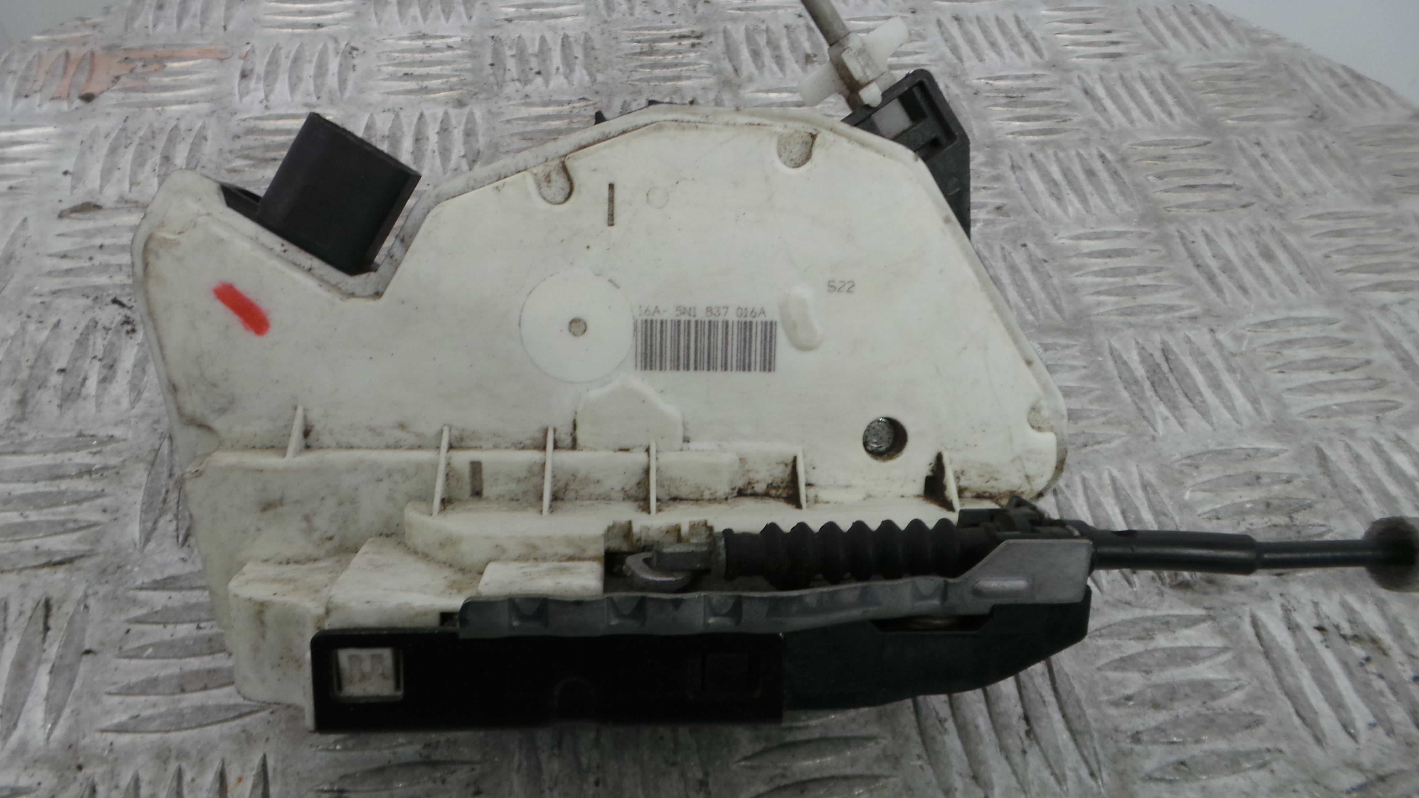 Fecho da Porta Frente Dto 5N1837016A - SEAT IBIZA IV (6J5, 6P1), IBIZA Mk IV (6J5, 6P1)-36240806