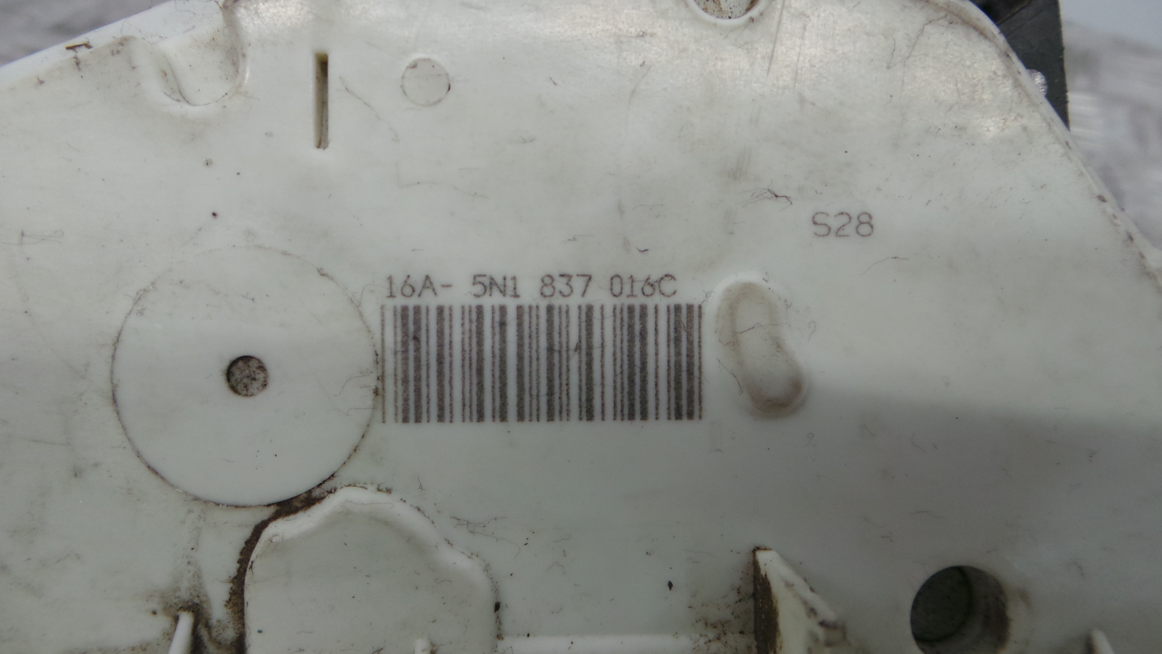 Fecho da Porta Frente Dto 5N1837016C - SEAT IBIZA IV (6J5, 6P1), IBIZA Mk IV (6J5, 6P1)-36240821