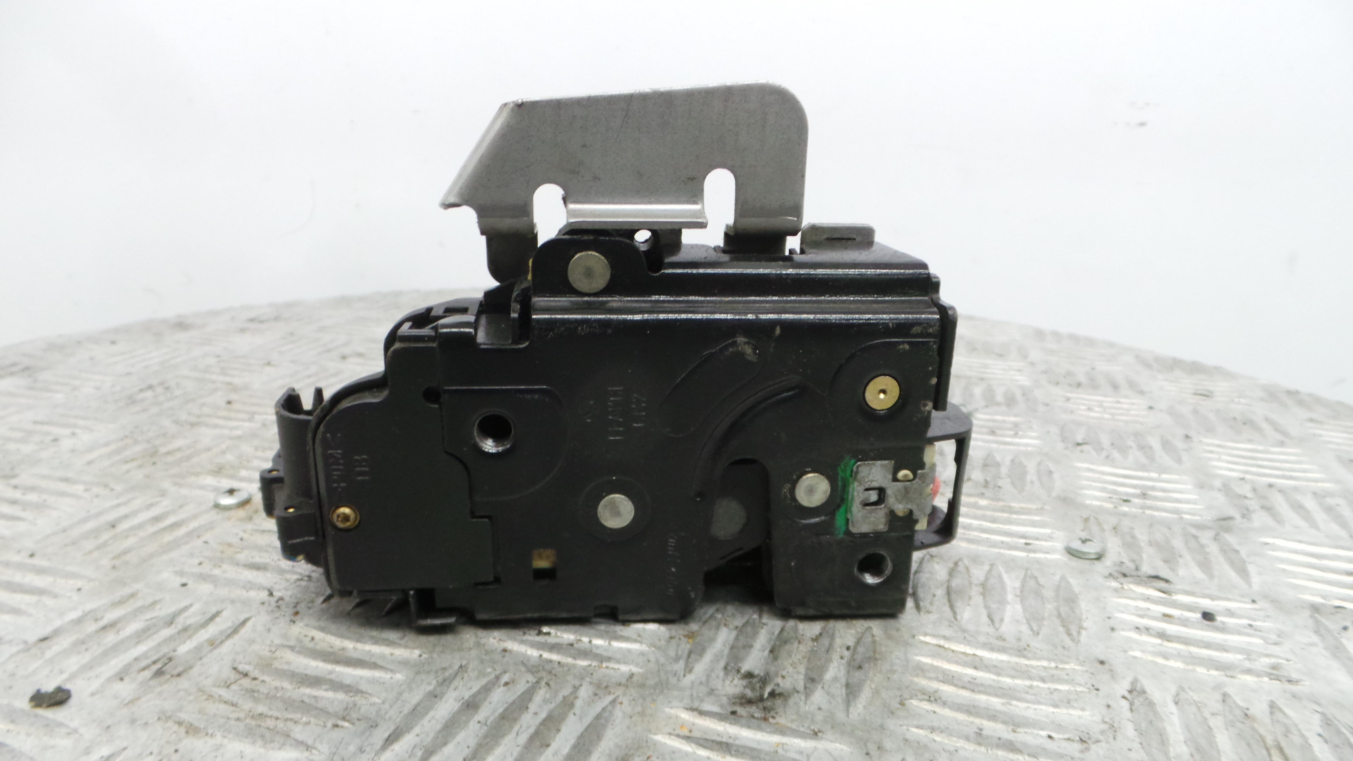 Fecho da Porta Frente Dto 8E1837016C - AUDI A4 B6 (8E2)-36242156