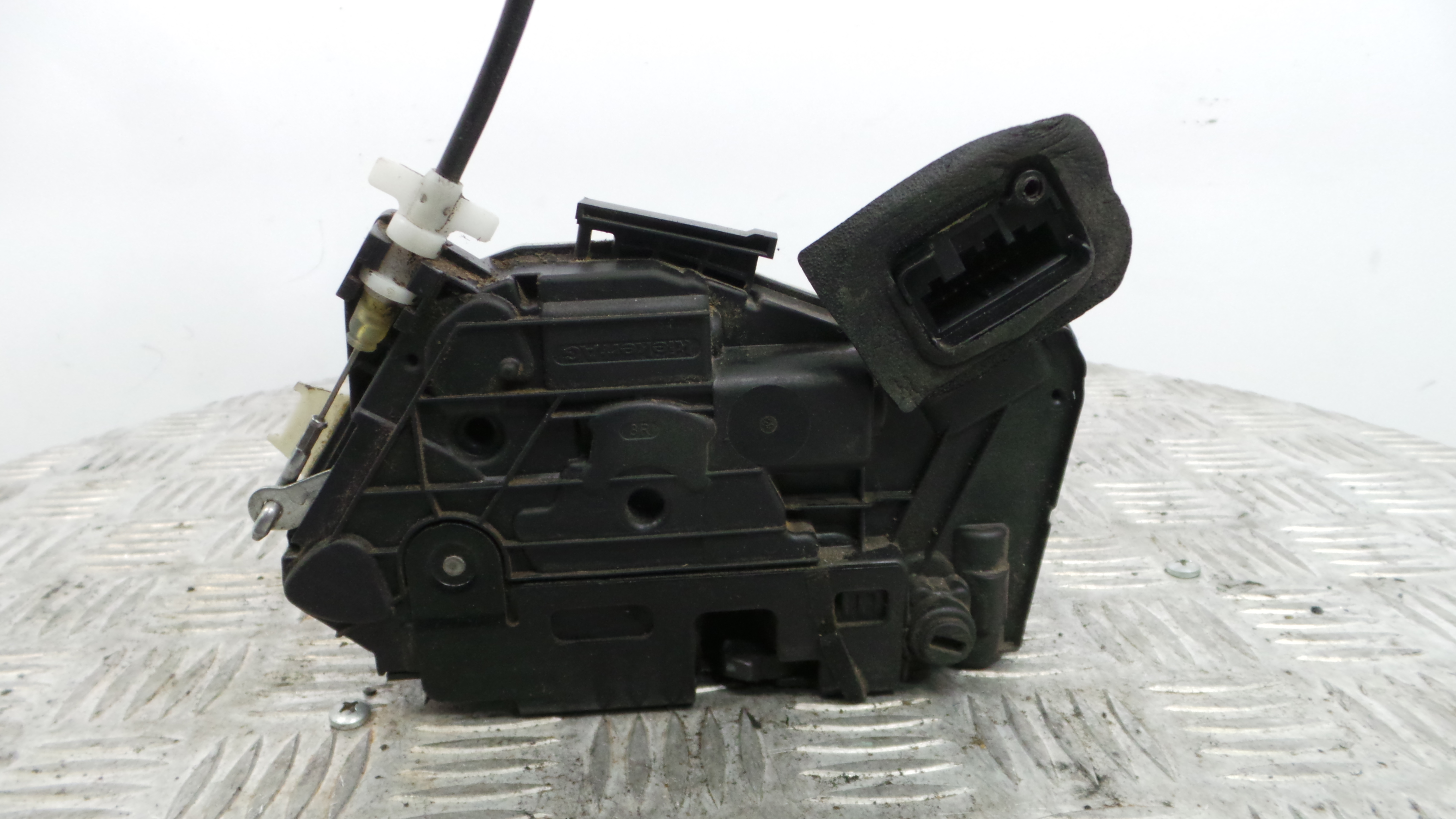 Fecho da Porta Trás Dto 5K4839016F - VW POLO V (6R1, 6C1)-36242167 Fecho da Porta Trás Dto 5K4839016F - VW POLO V (6R1, 6C1)-36242167