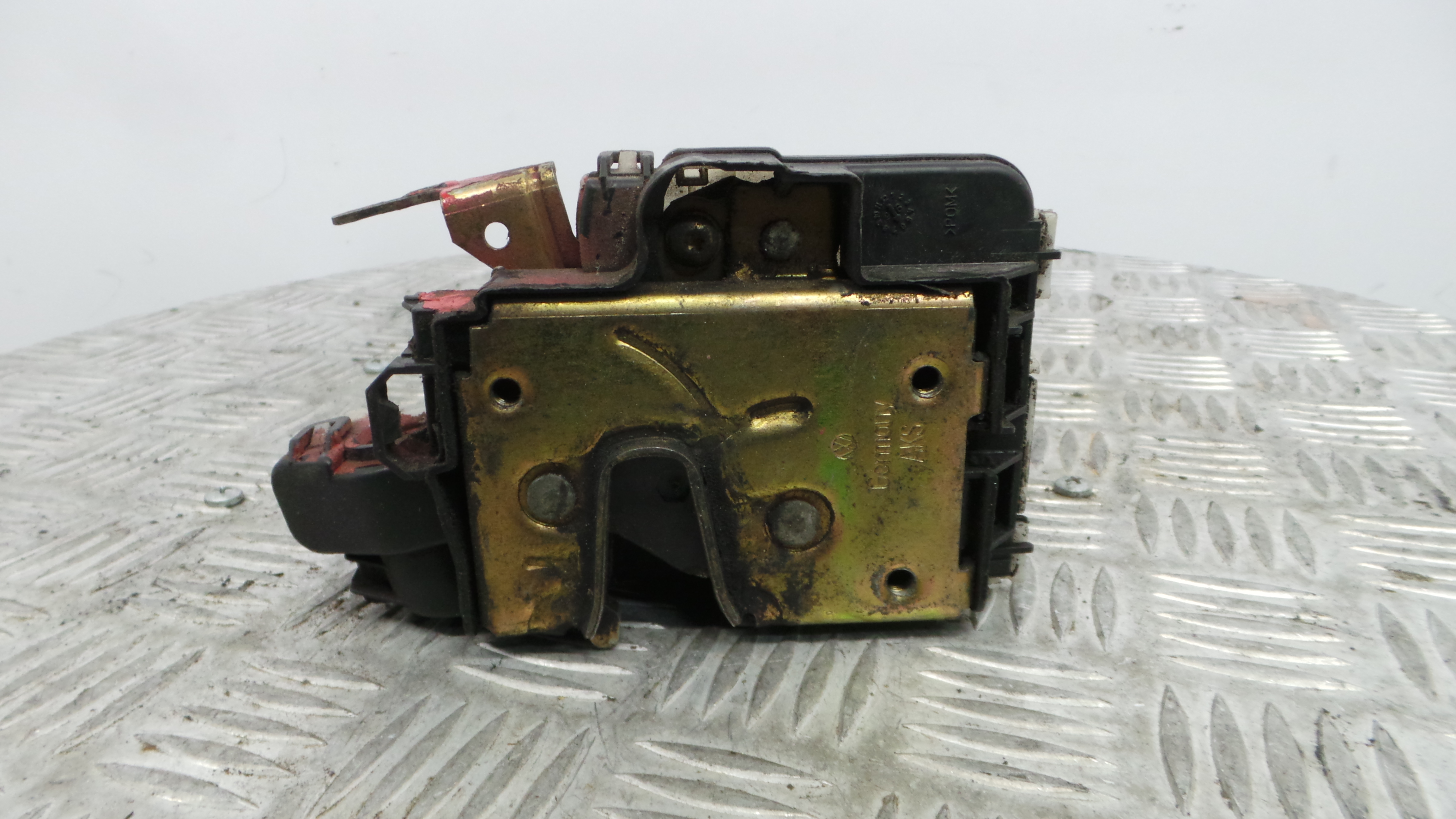 Fecho da Porta Frente Dto 1H0862154 - VW POLO III (6N1)-36242218