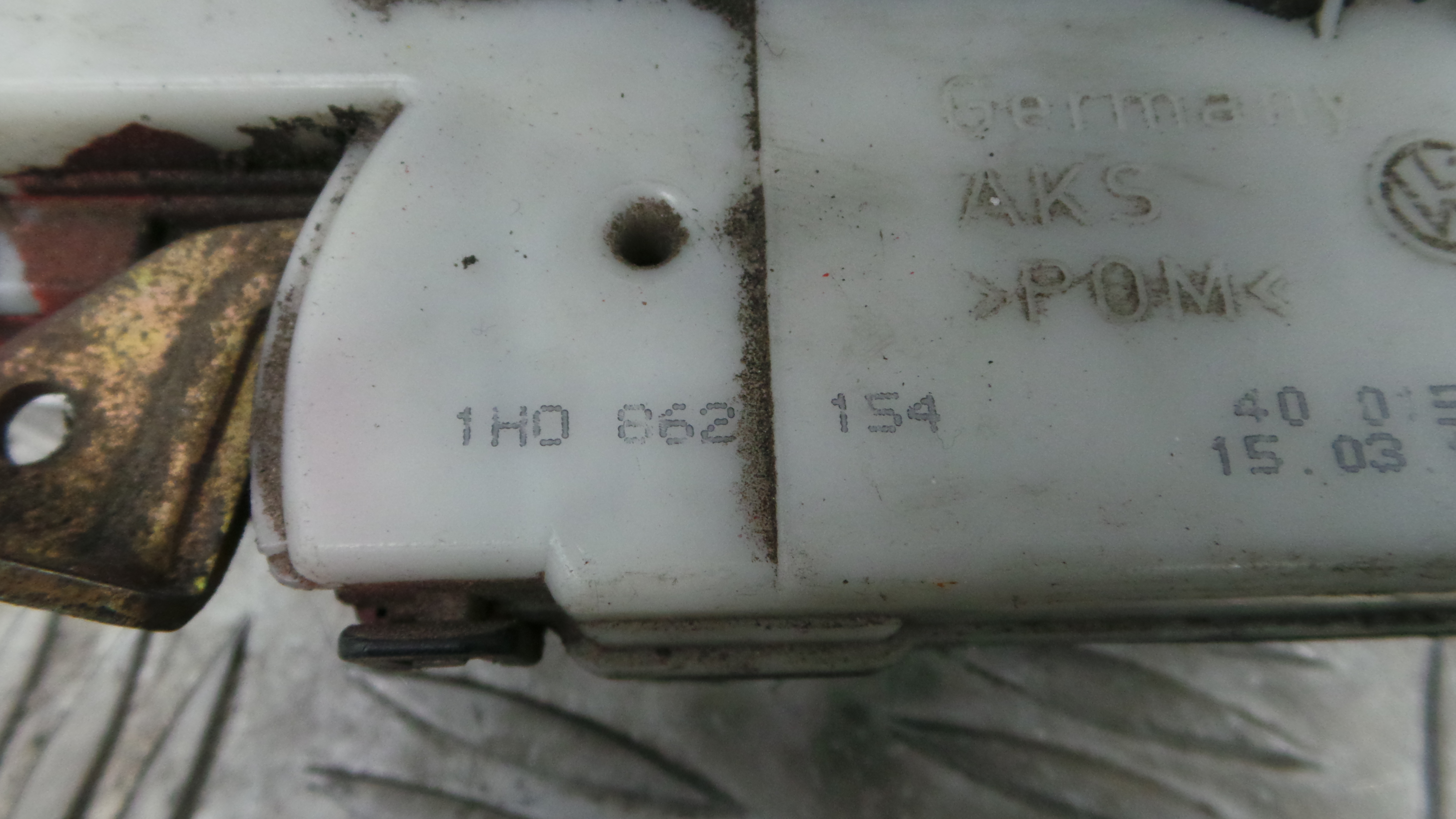 Fecho da Porta Frente Dto 1H0862154 - VW POLO III (6N1)-36242218