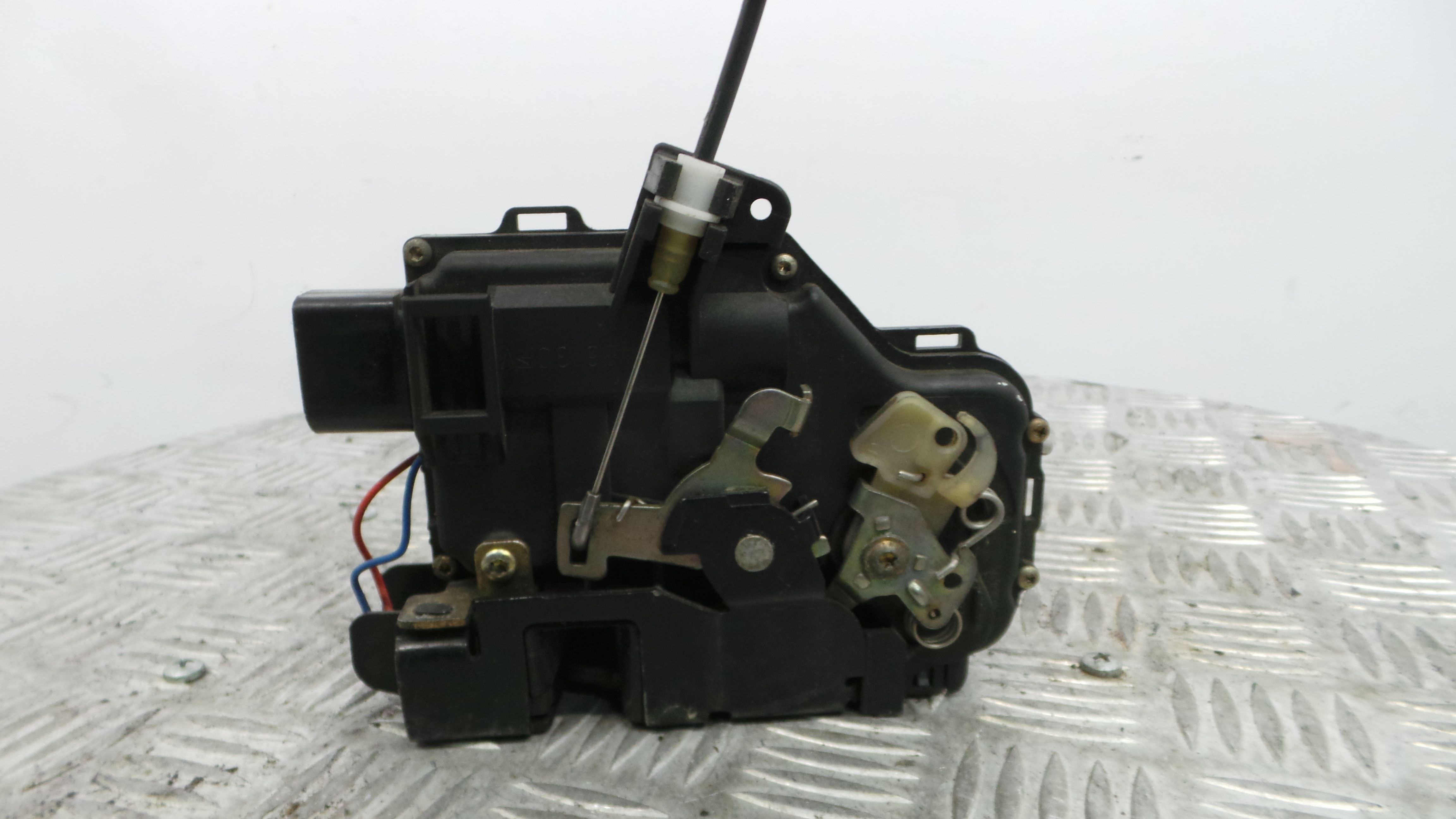 Fecho da Porta Frente Dto  - AUDI A6 C5 (4B2)-36242223