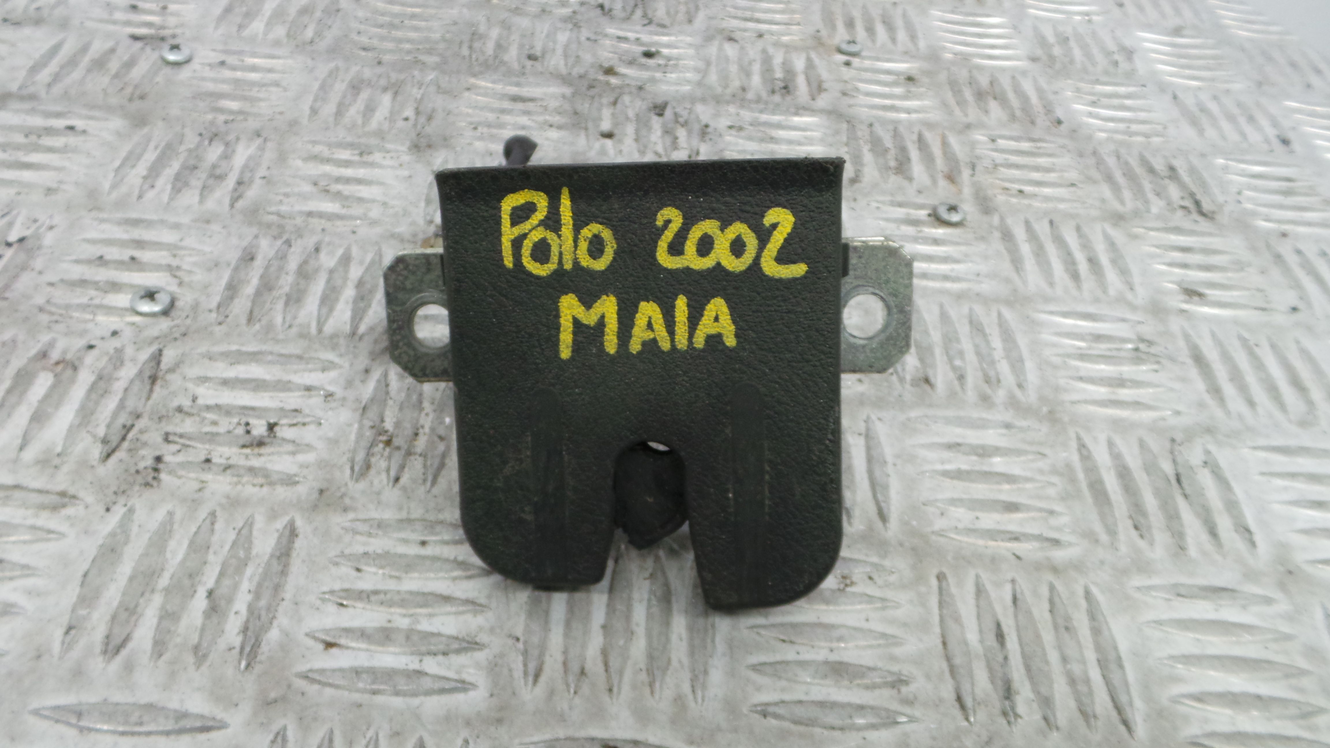 Fecho Mala  6Q6827505B - VW POLO (9N_, 9A_)-36246251