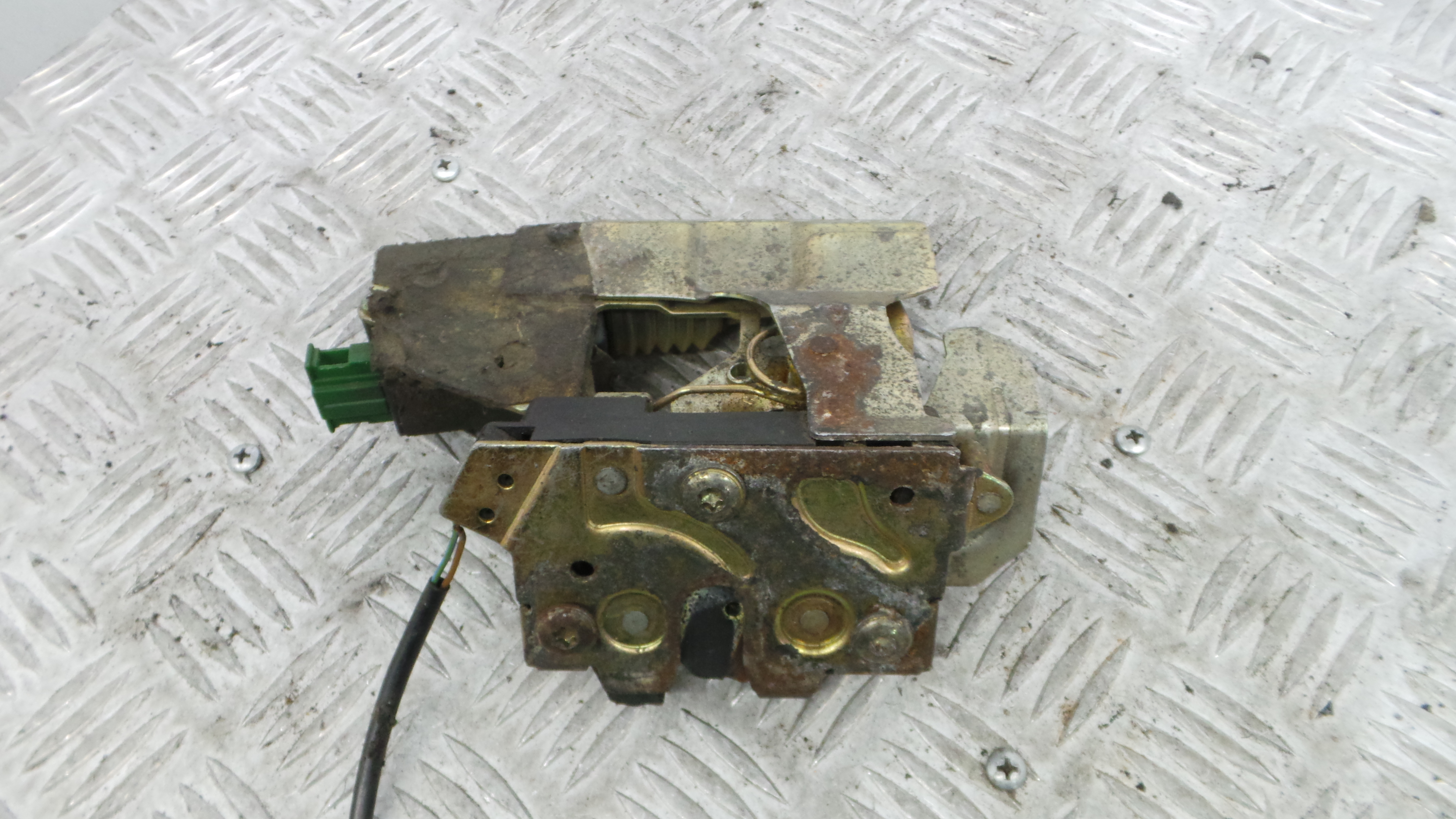 Fecho Mala 95VW-431C50-DB - VW SHARAN (7M8, 7M9, 7M6)-36259630