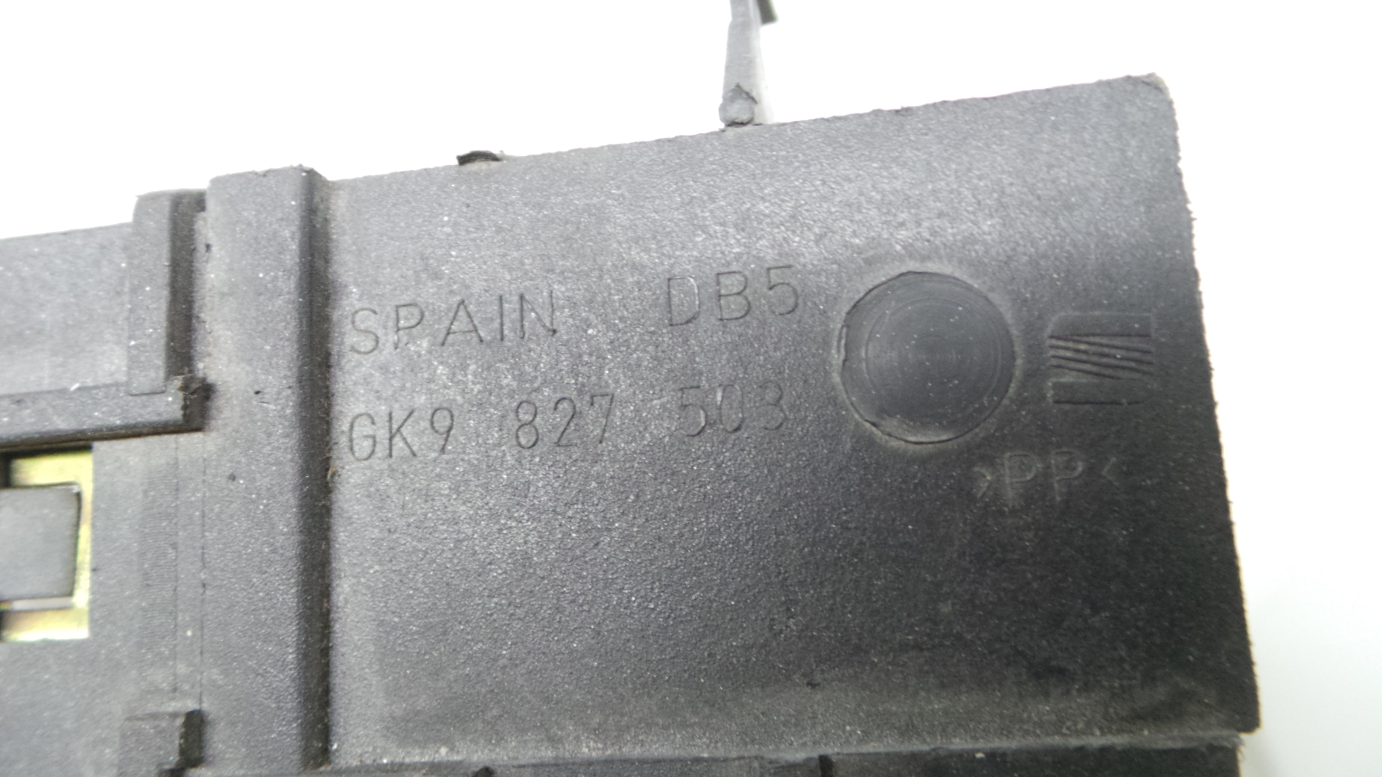 Puxador Exterior da Tampa da Mala GK9827503 - SEAT INCA (6K9)-36261945