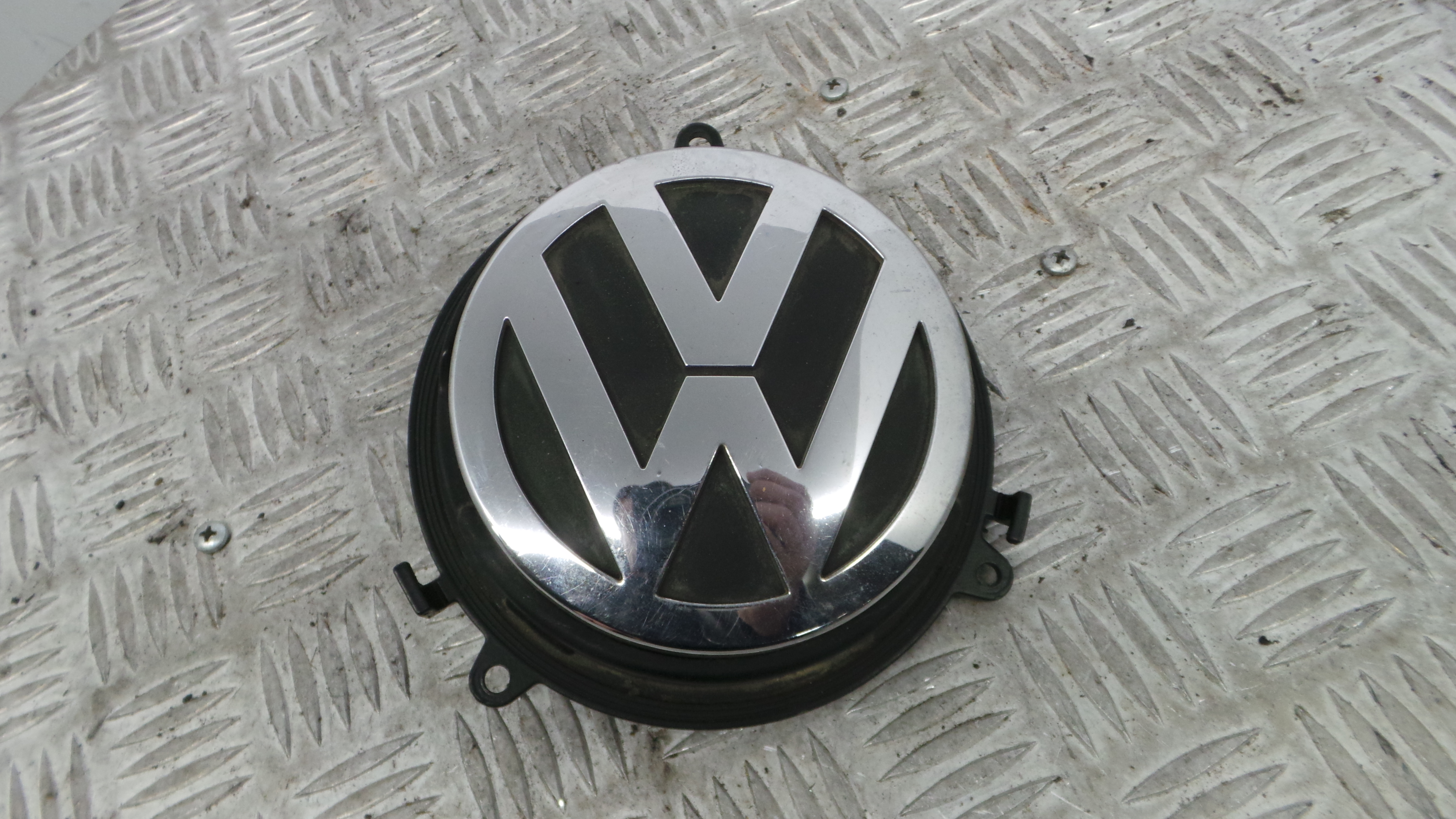 Puxador Exterior da Tampa da Mala 1K0827469G - VW GOLF V (1K1)-36262602