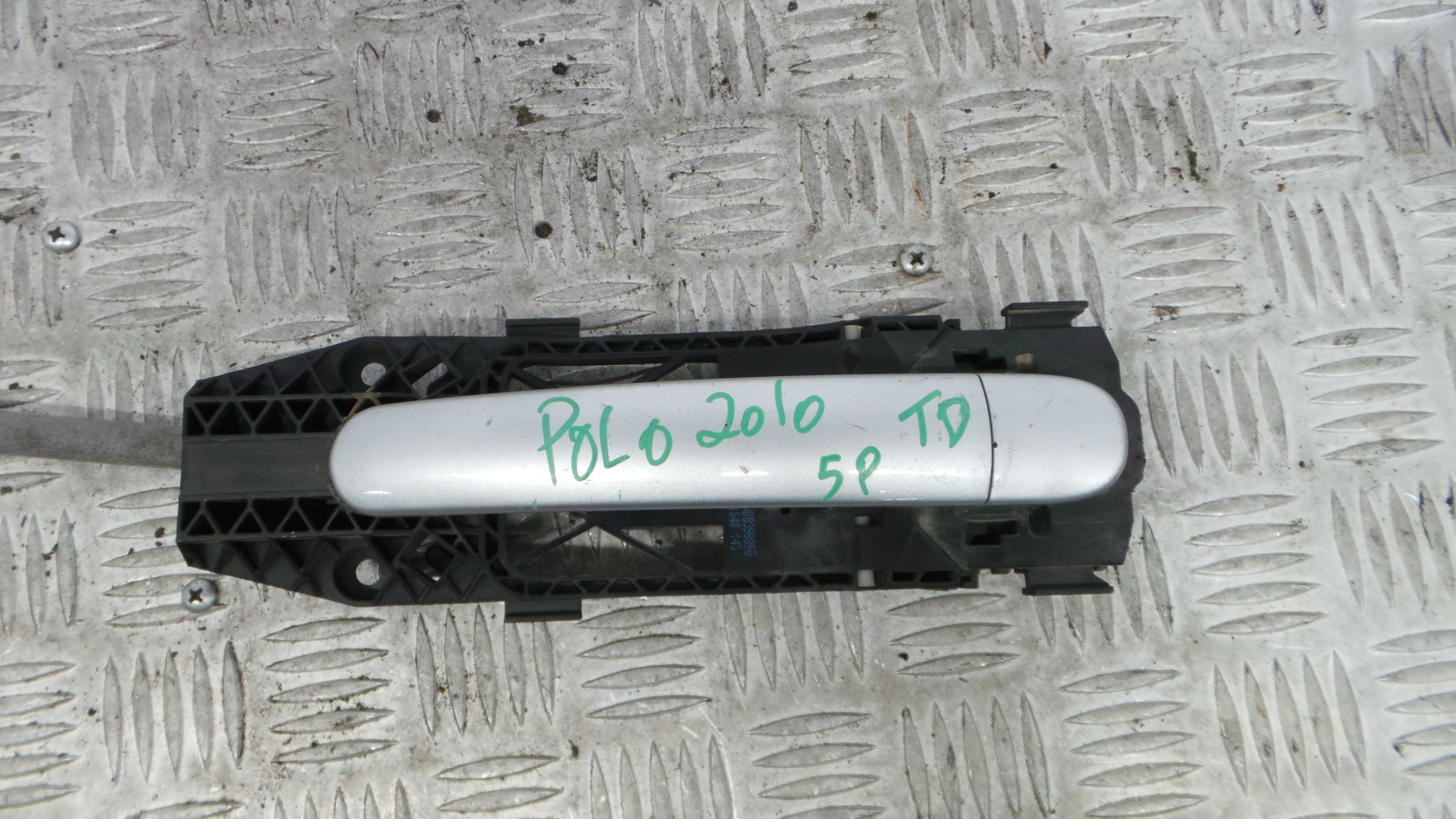 Puxador Exterior Trás Direita   5N0839885G - VW POLO V (6R1, 6C1)-36269212