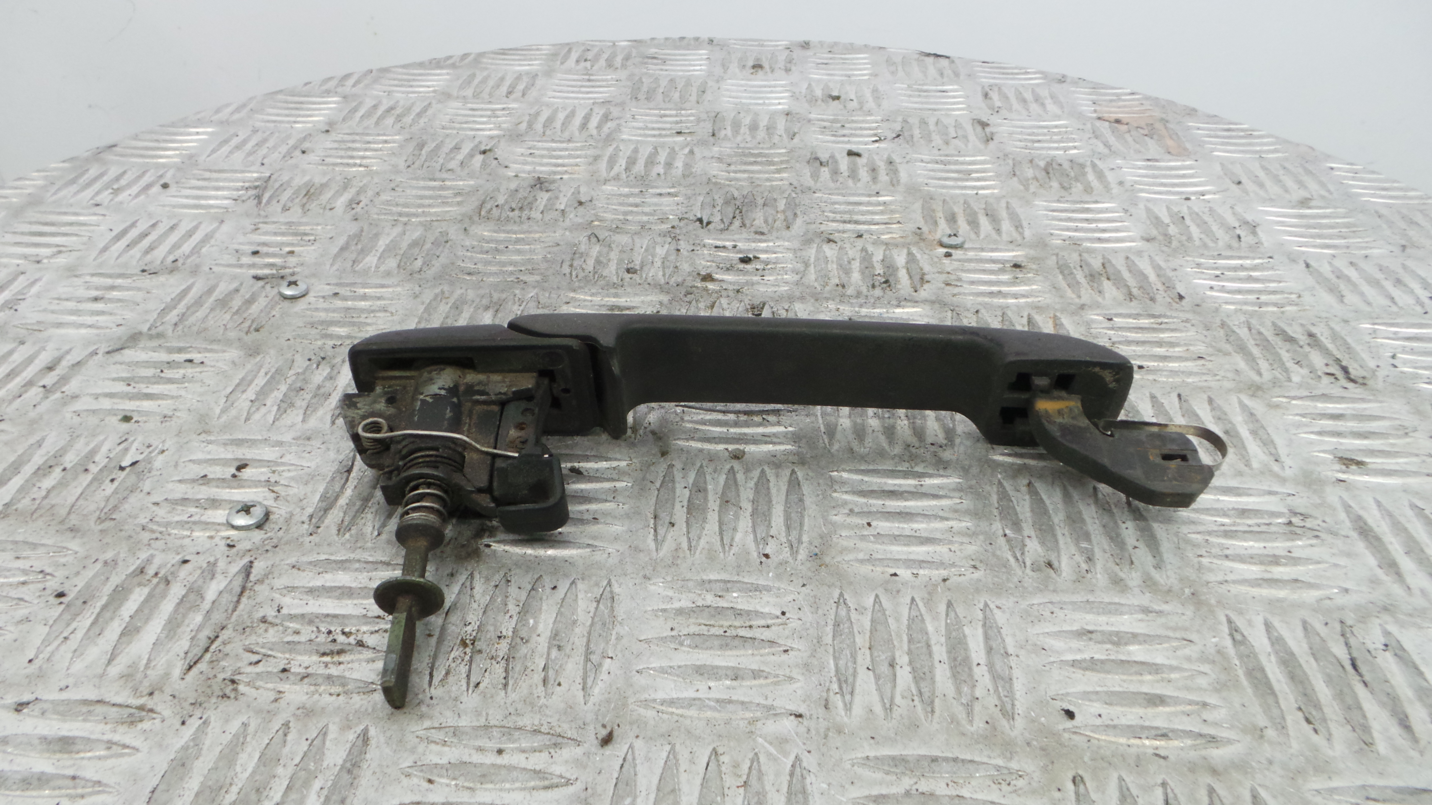 Puxador Exterior Frente Esquerdo 1H0837207B - VW GOLF III (1H1), GOLF Mk III (1H1)-36269215