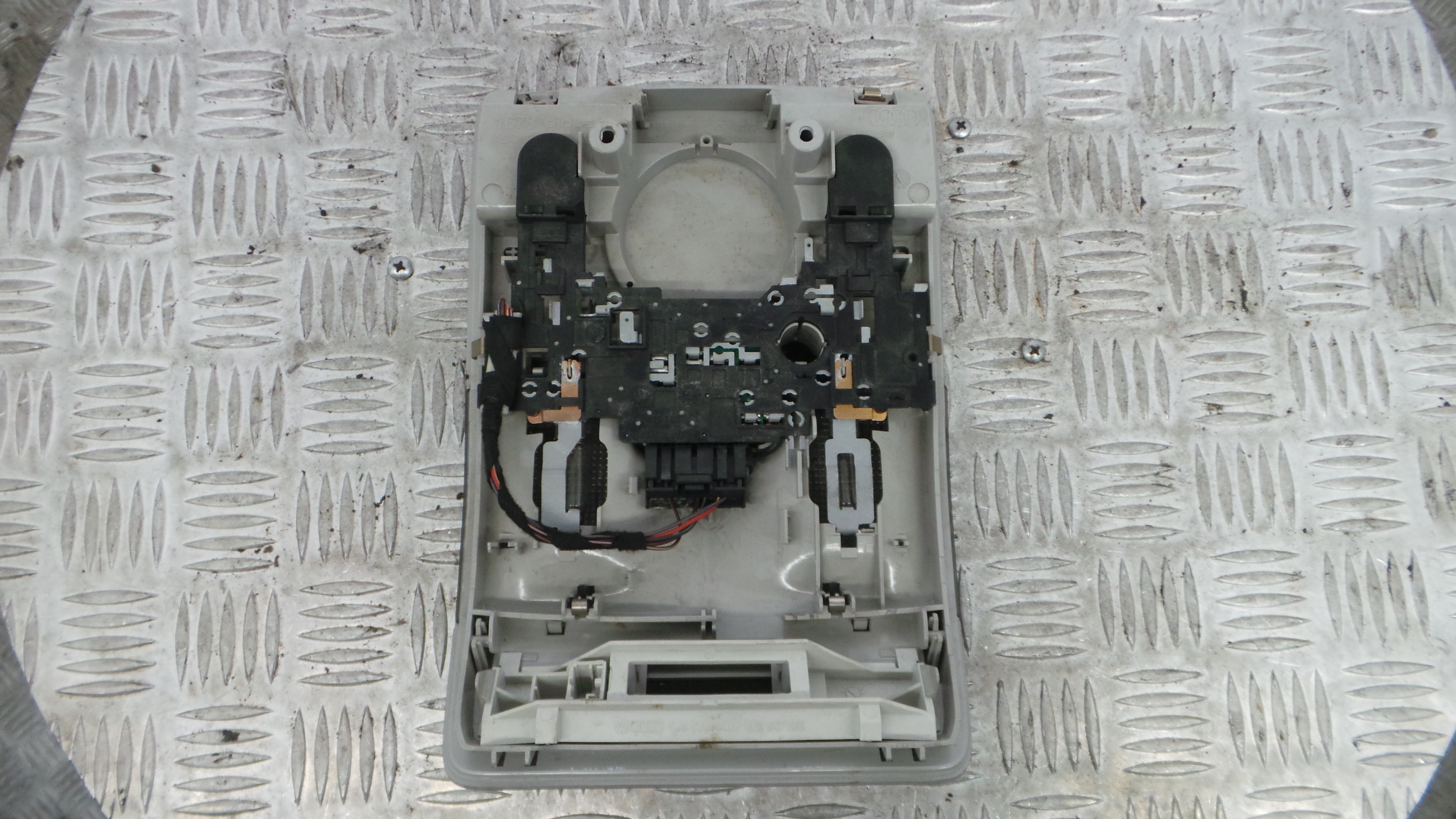 Plafonier Teto 8P0947135D - AUDI A3 (8P1)-36269439