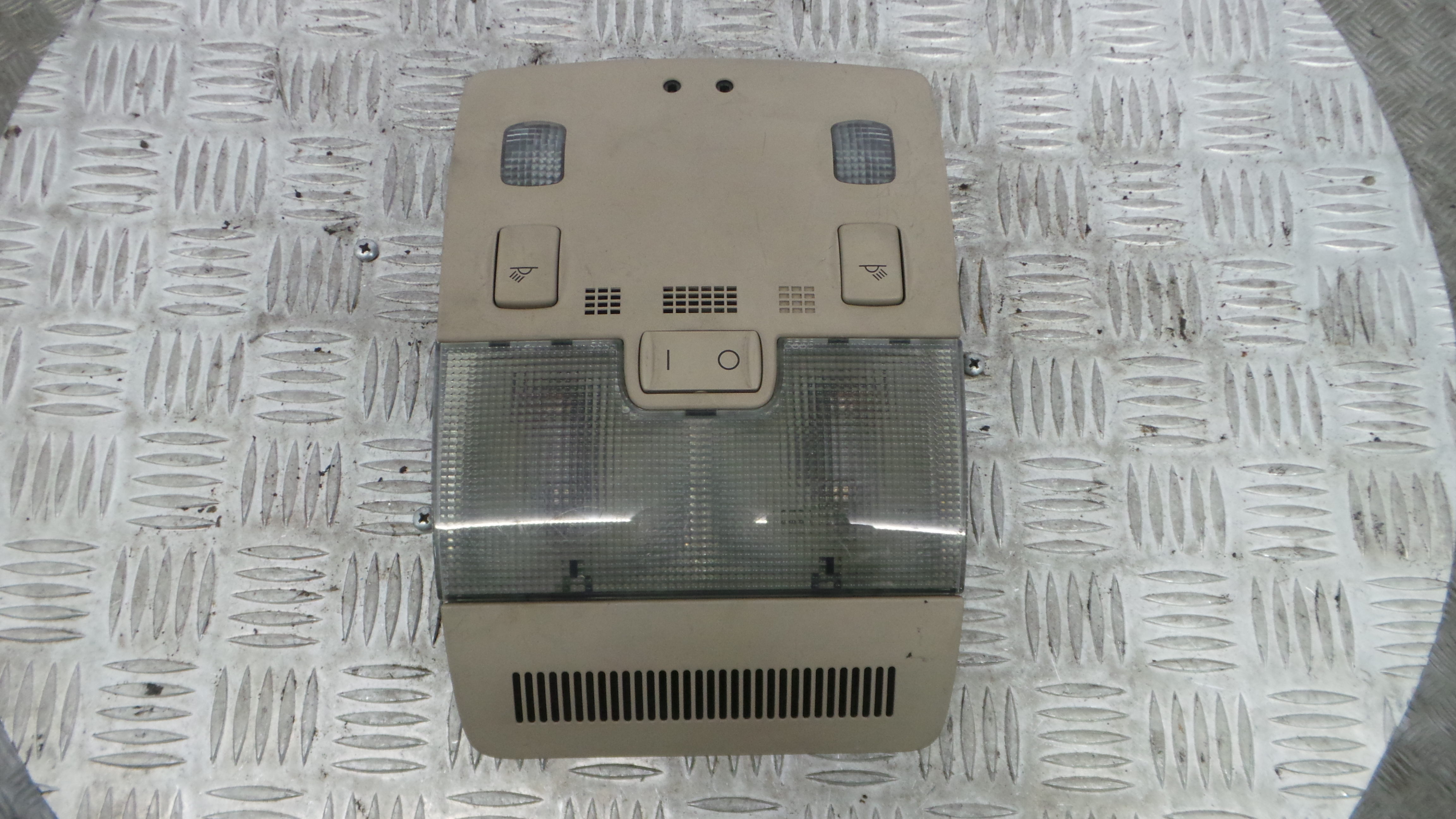 Plafonier Teto 8E0947135E - AUDI A4 B6 (8E2)-36269442