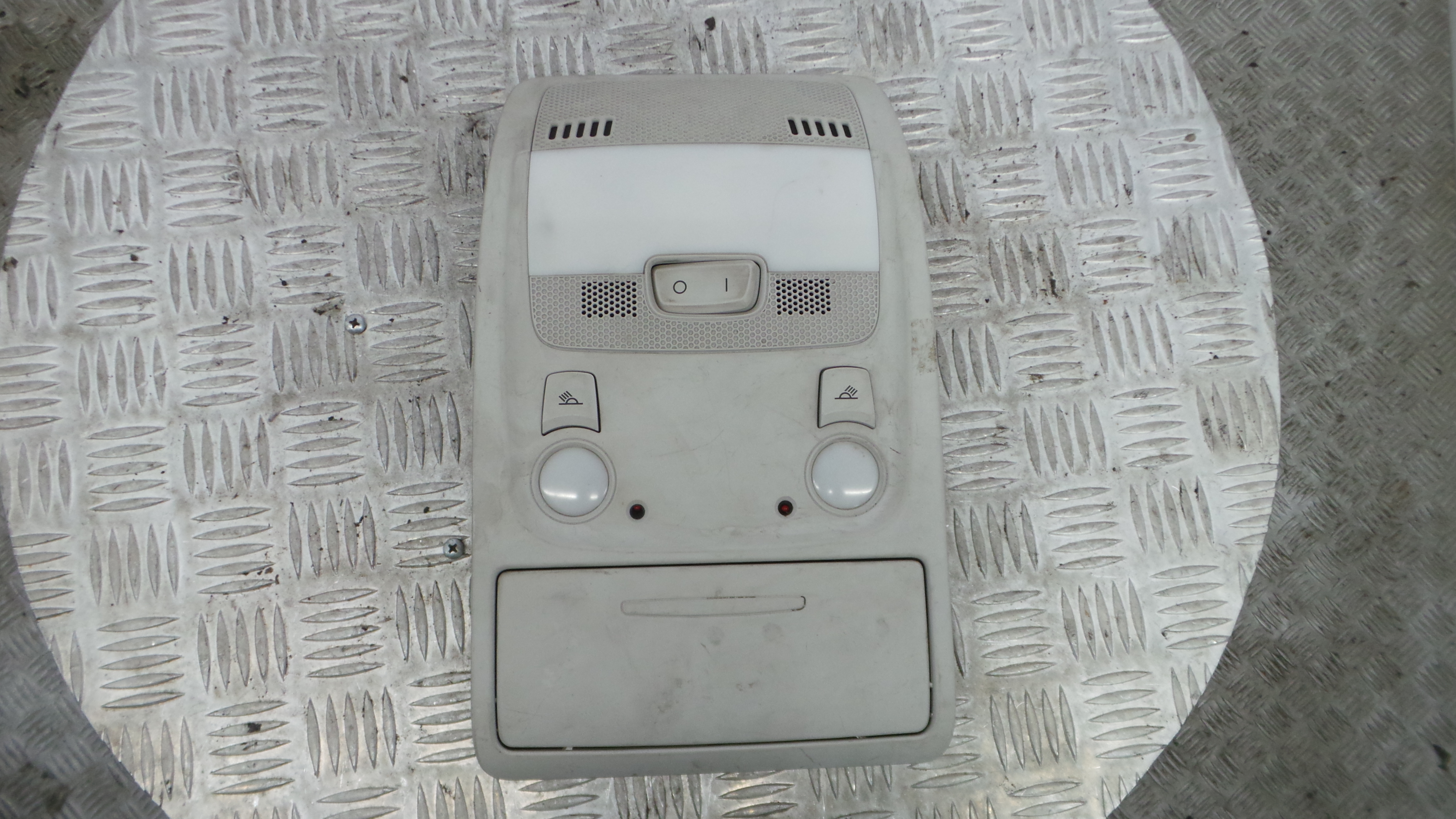 Plafonier Teto 8T0947135A - AUDI A4 B8 (8K2)-36269451