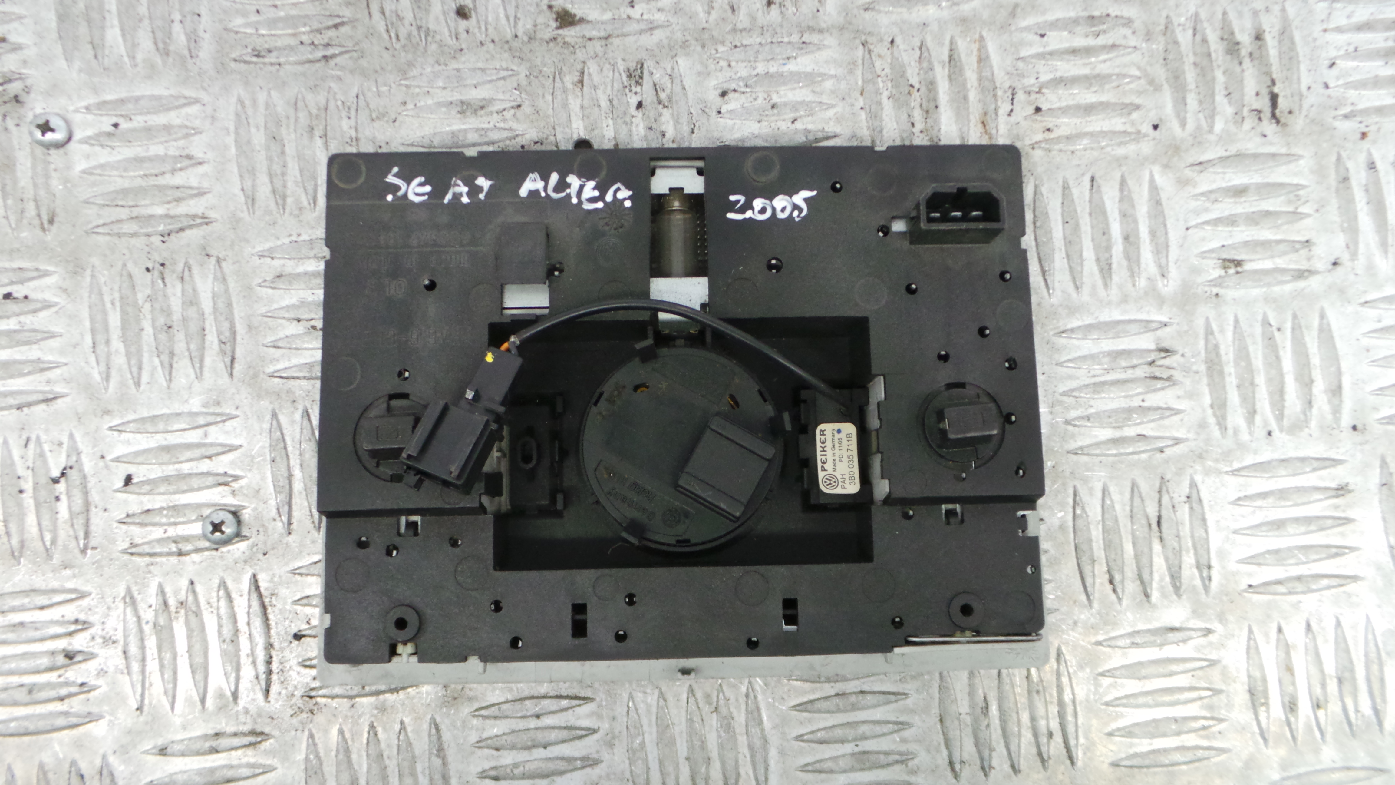 Plafonier Teto 6Q0947105E - SEAT ALTEA (5P1)-36269465