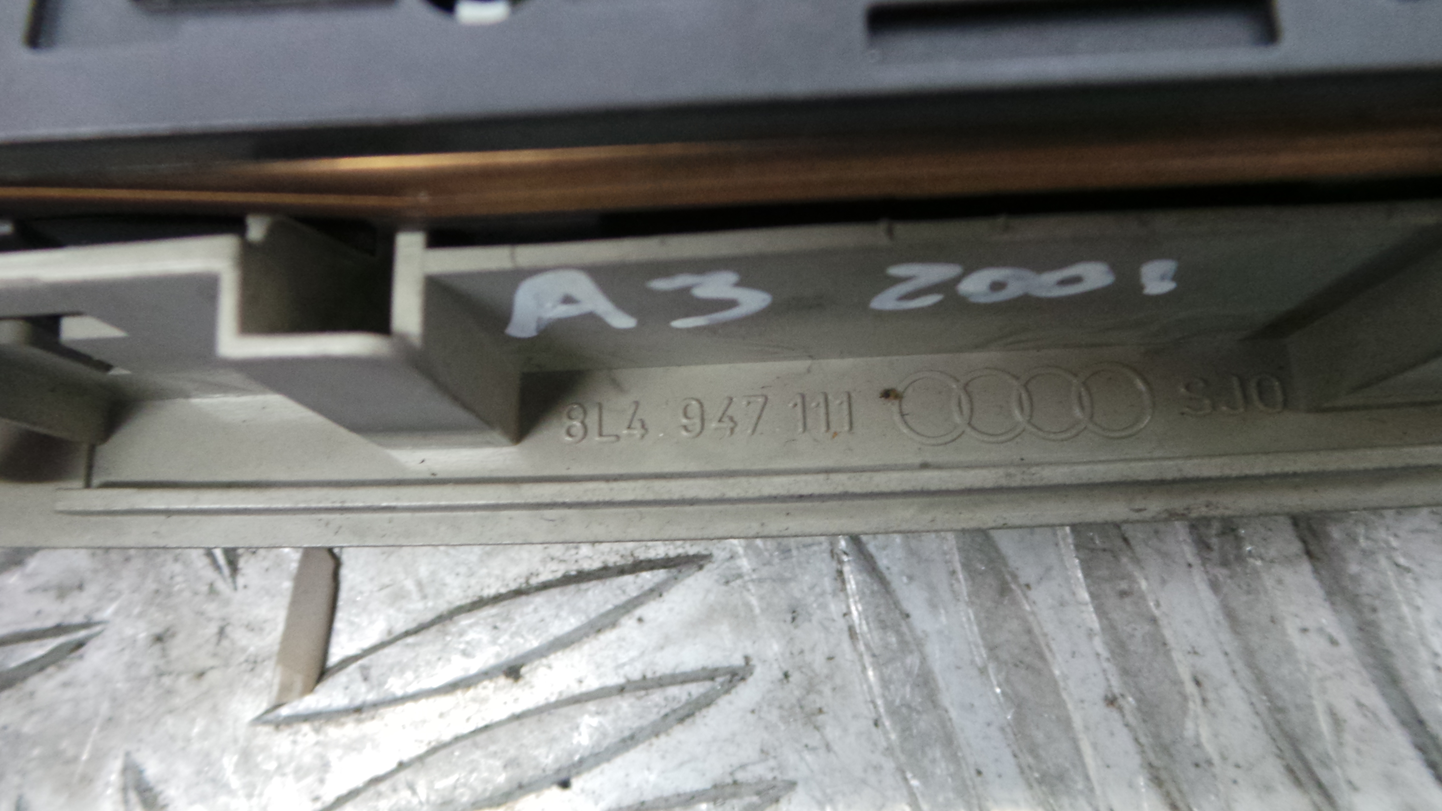 Plafonier Teto 8L4947111 - AUDI A3 (8L1)-36269484