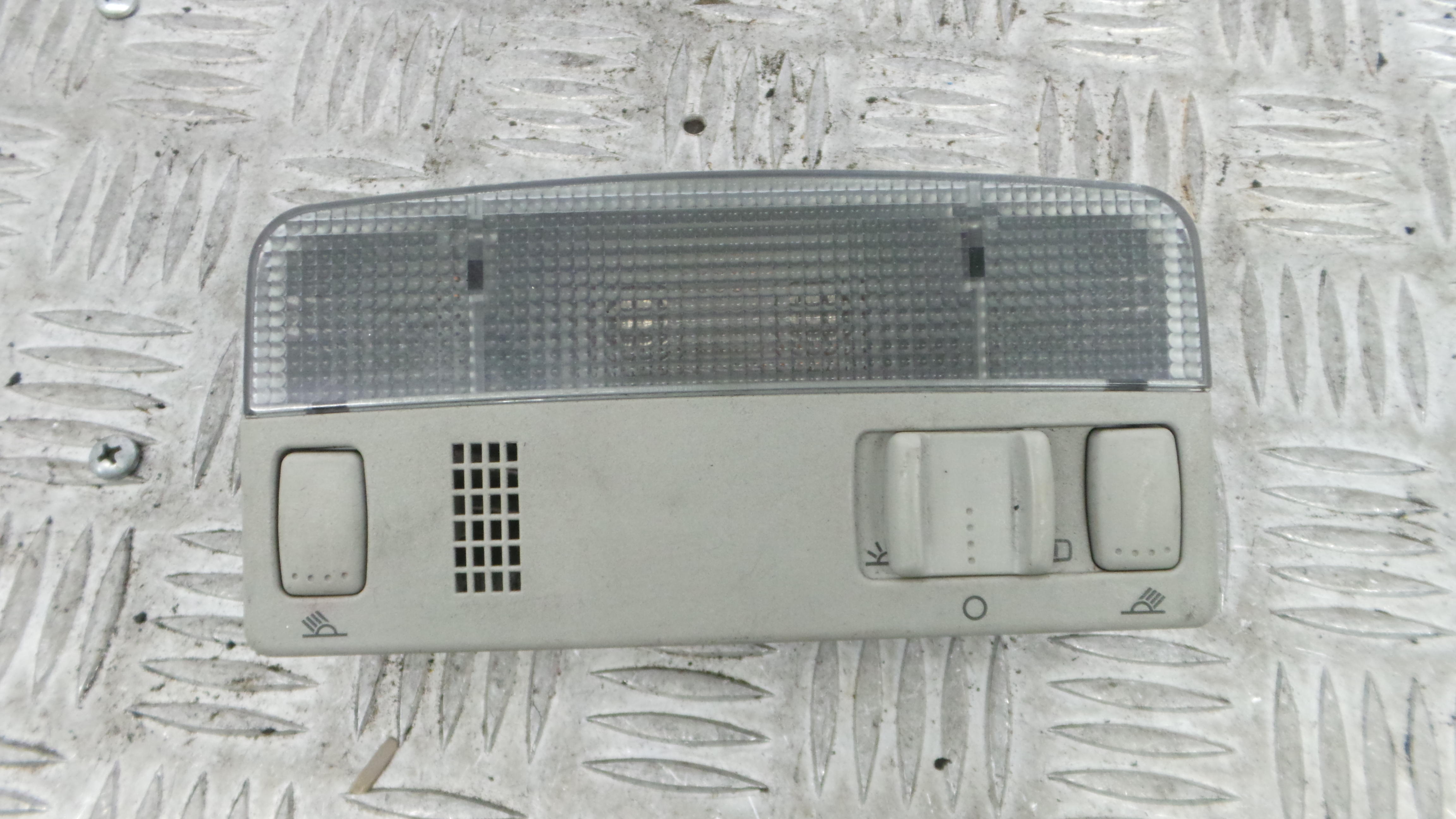 Plafonier Teto 3B0947105C - SEAT IBIZA IV (6J5, 6P1), IBIZA Mk IV (6J5, 6P1)-36269496