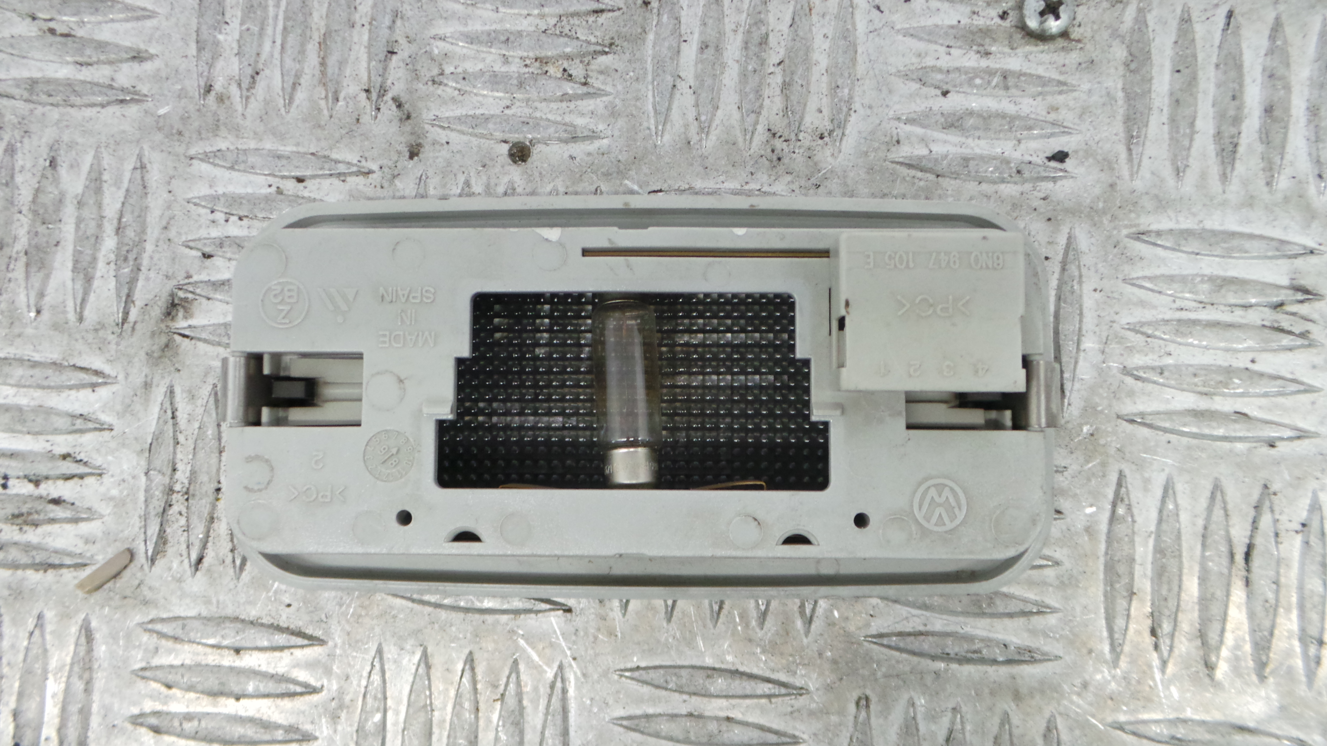 Plafonier Teto 6N0947105E - VW POLO III (6N1)-36269514