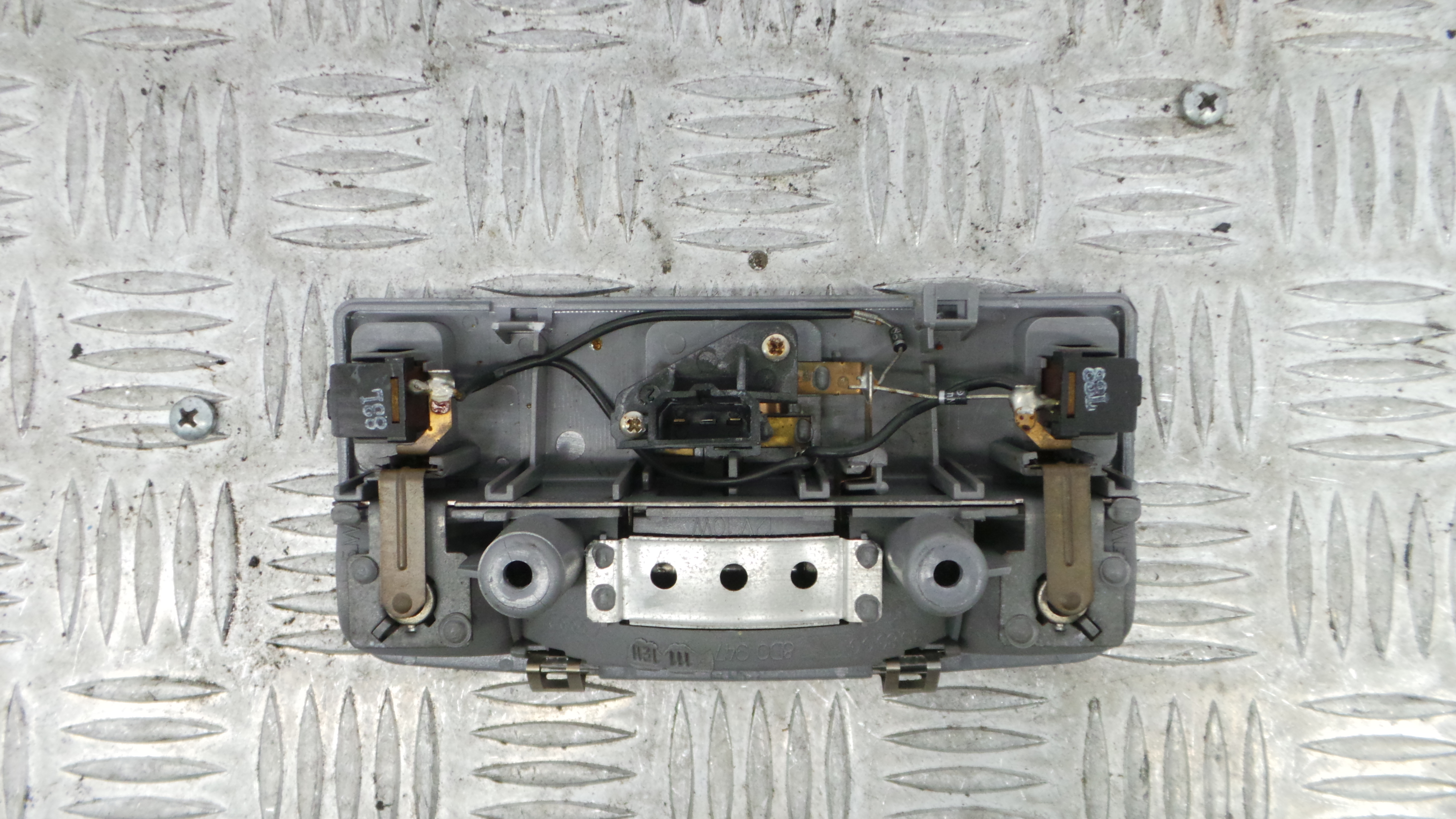 Plafonier Teto 8D0947111 - AUDI A3 (8L1)-36269533